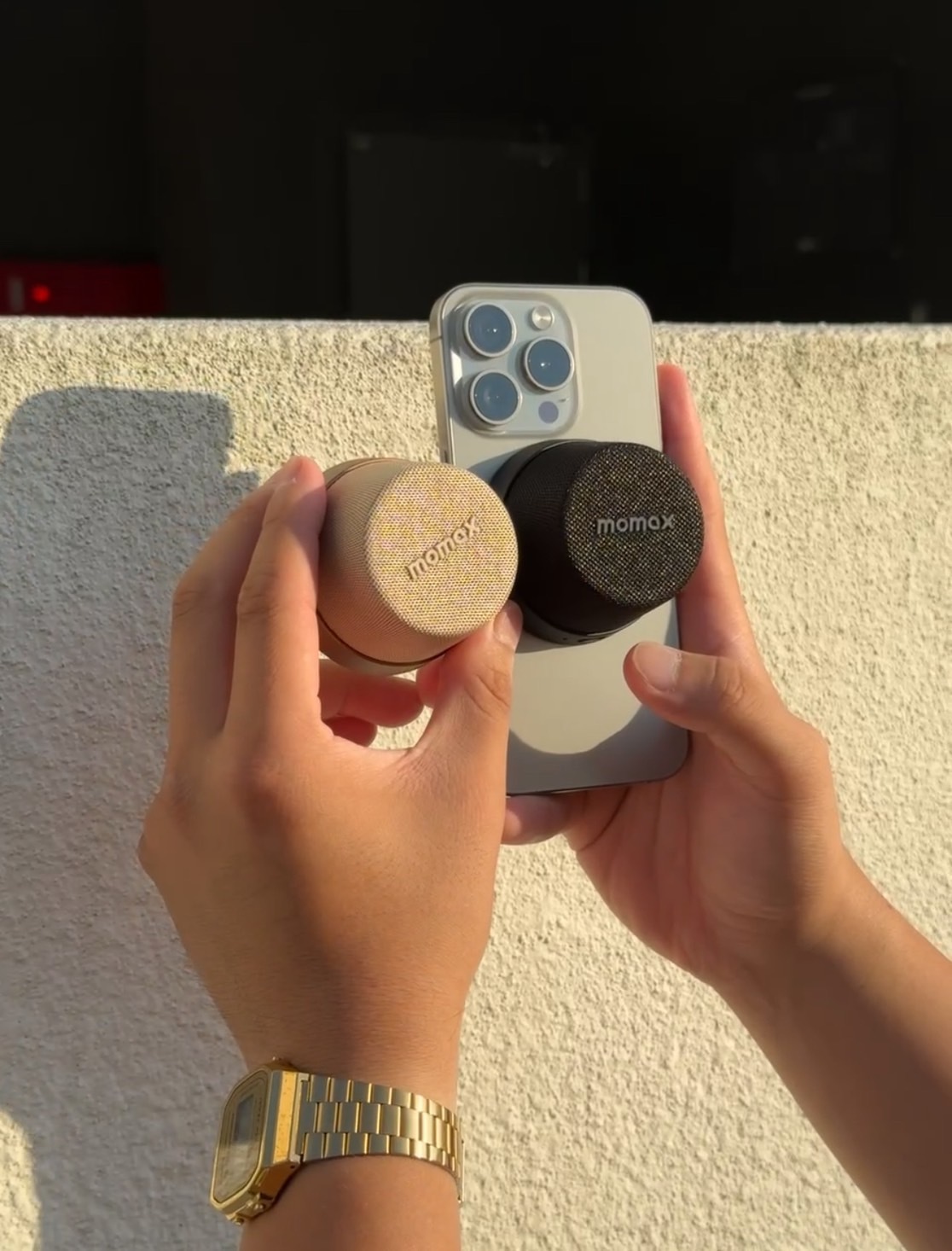 #現貨優惠 MOMAX 摩米士 磁吸無線音響 隨身音響 迷你型 音響 手機支架