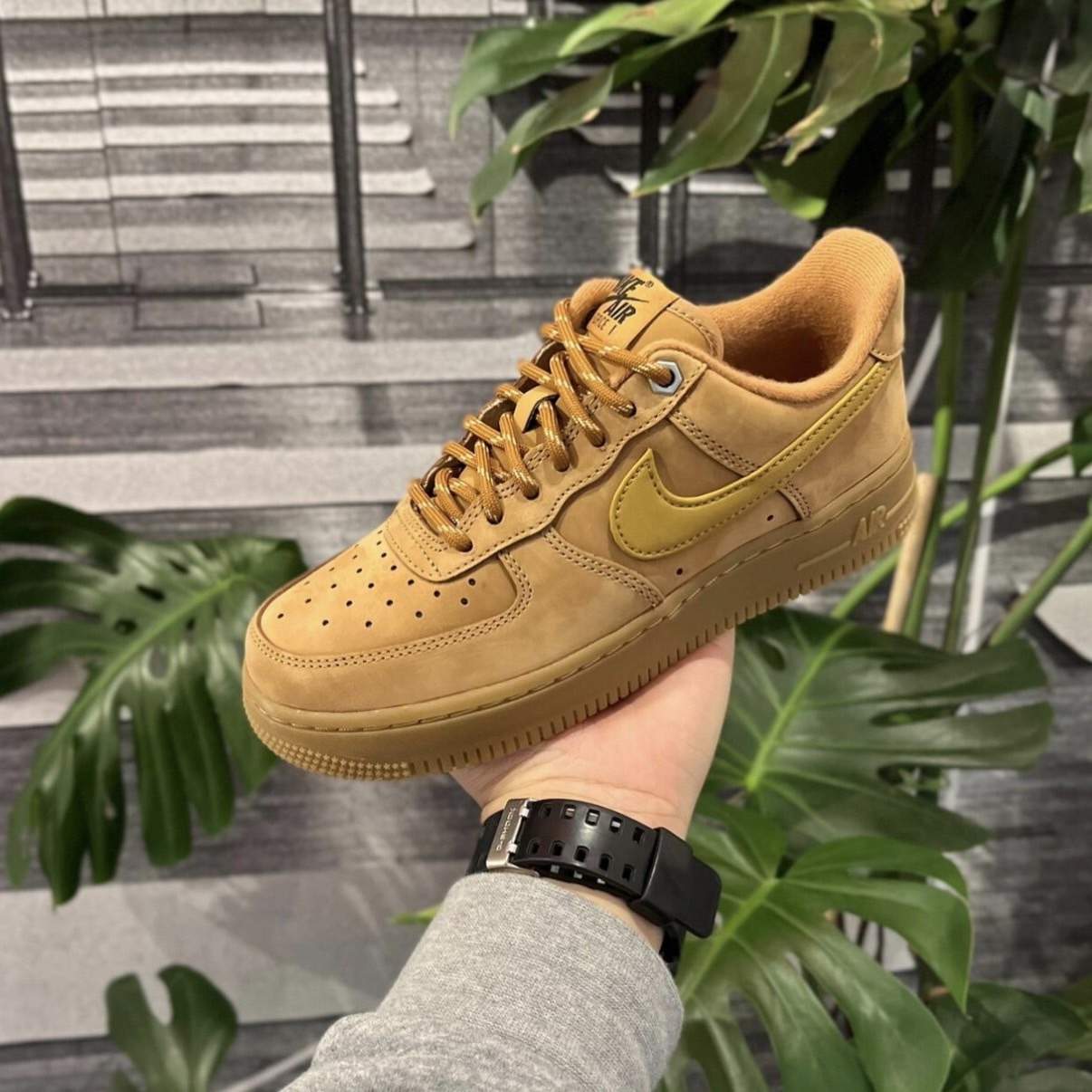 07 Lv8 Wb Air Force High Tops Wheat Nike Air Force High 