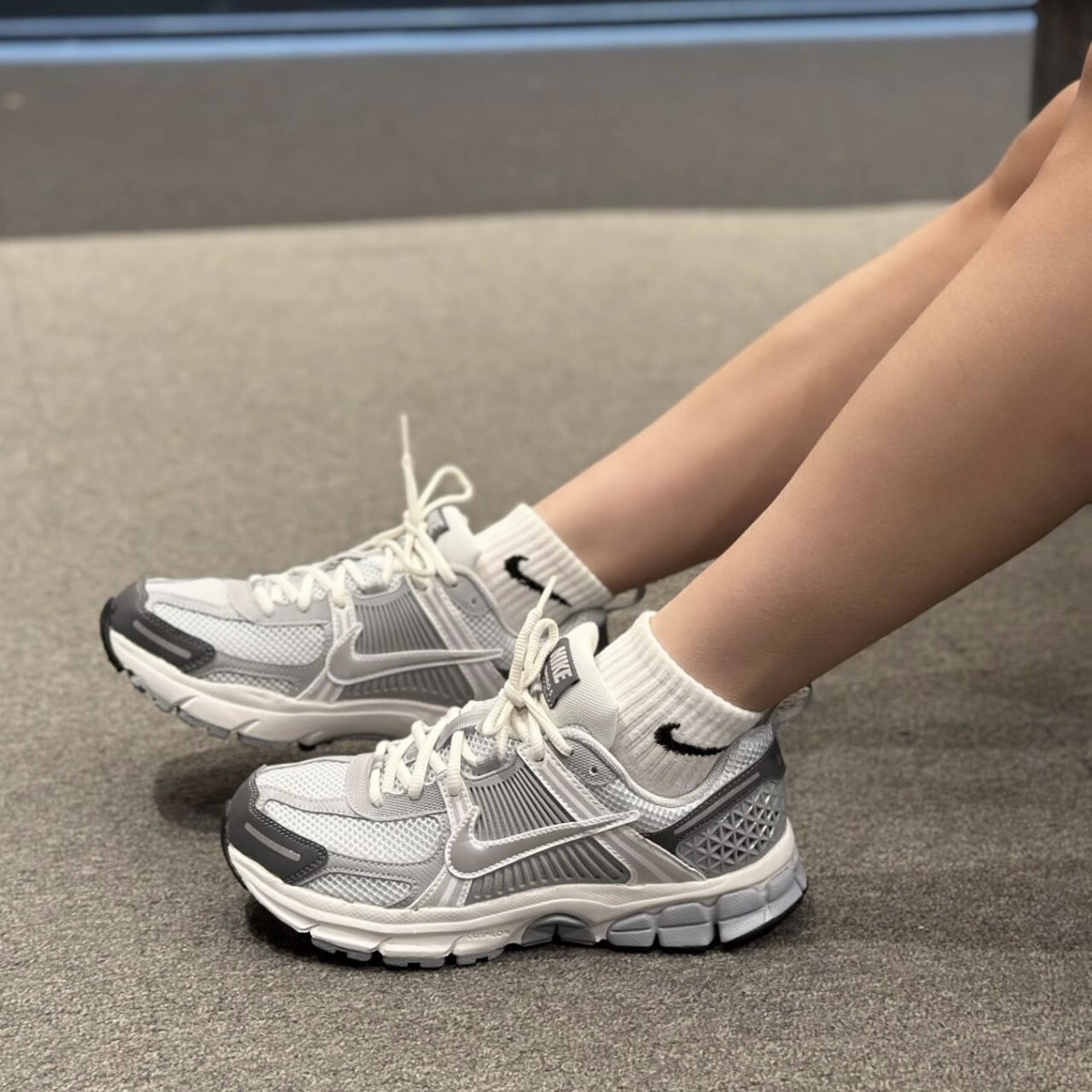 Nike Zoom Vomero 5 GS 大童 銀灰 金屬色 緩震 老爹鞋 復古 休閒鞋