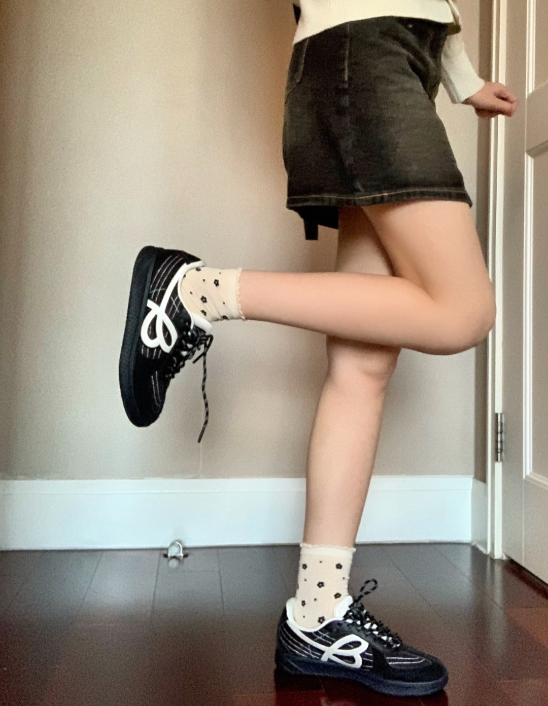 【代購】WE FLOWER HBD x We Flower 小花鞋 黑色 休閒鞋 AESPA 同款