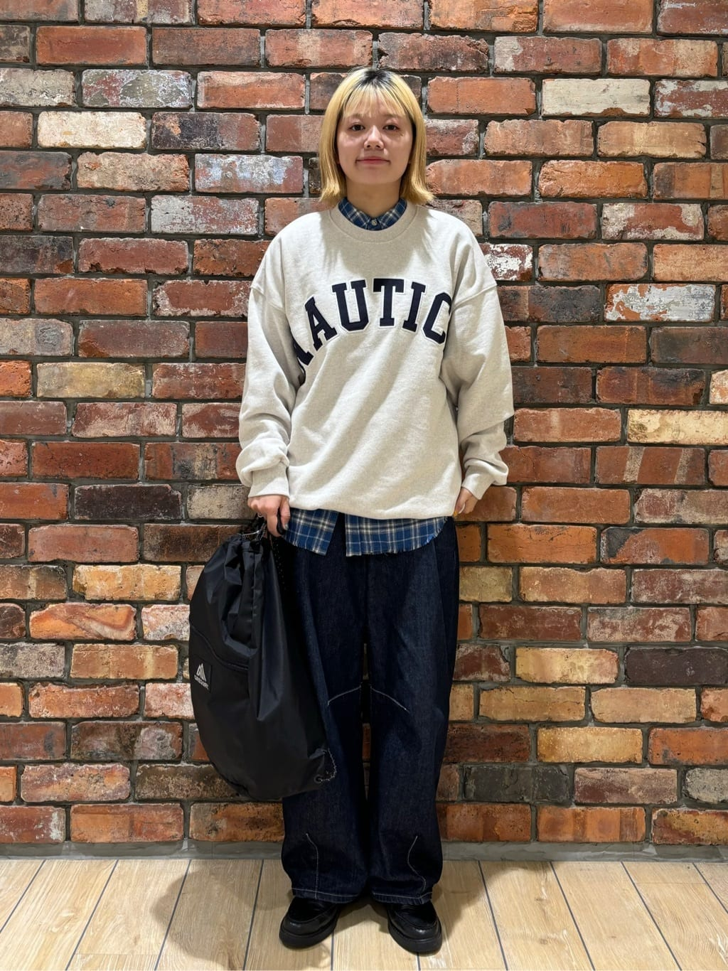 日本 Nautica Arch Logo Crewneck Sweatshirt 圓領衛衣