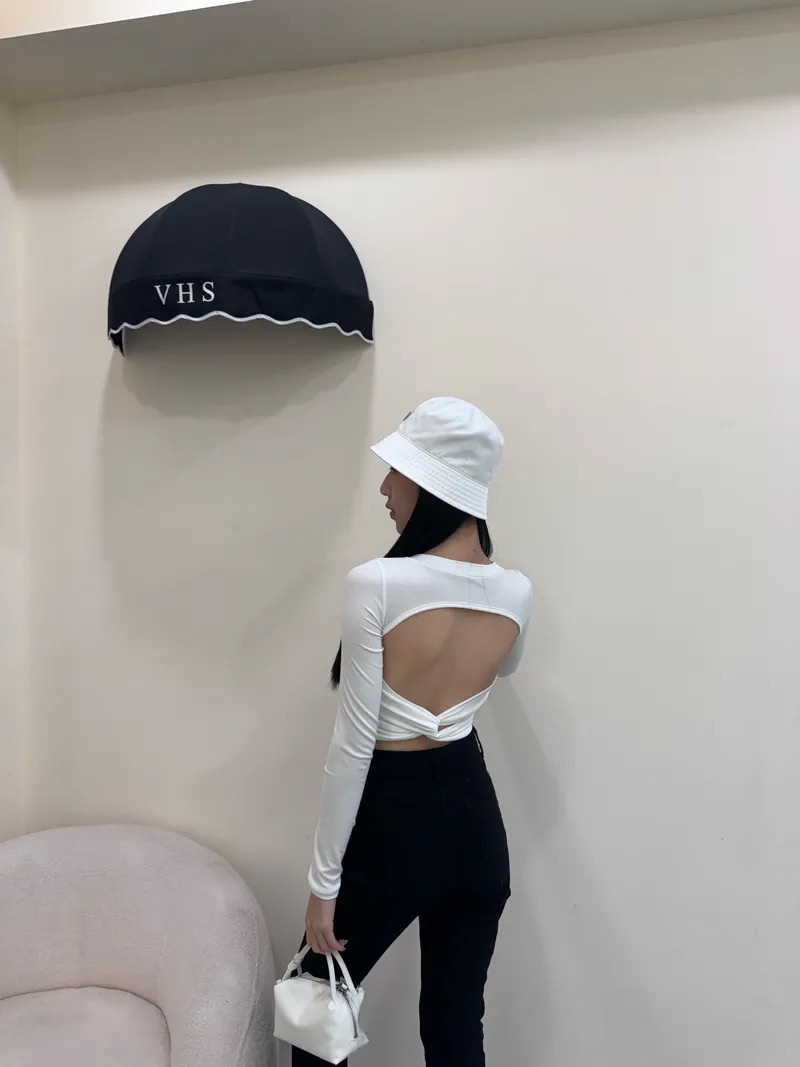 必入！Bra Top 軟綿露背Top