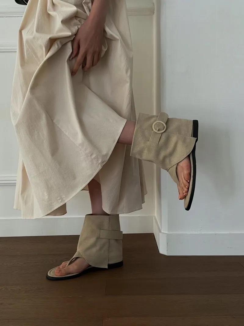 廢土鬆弛夾腳靴（版型正常拿即可）