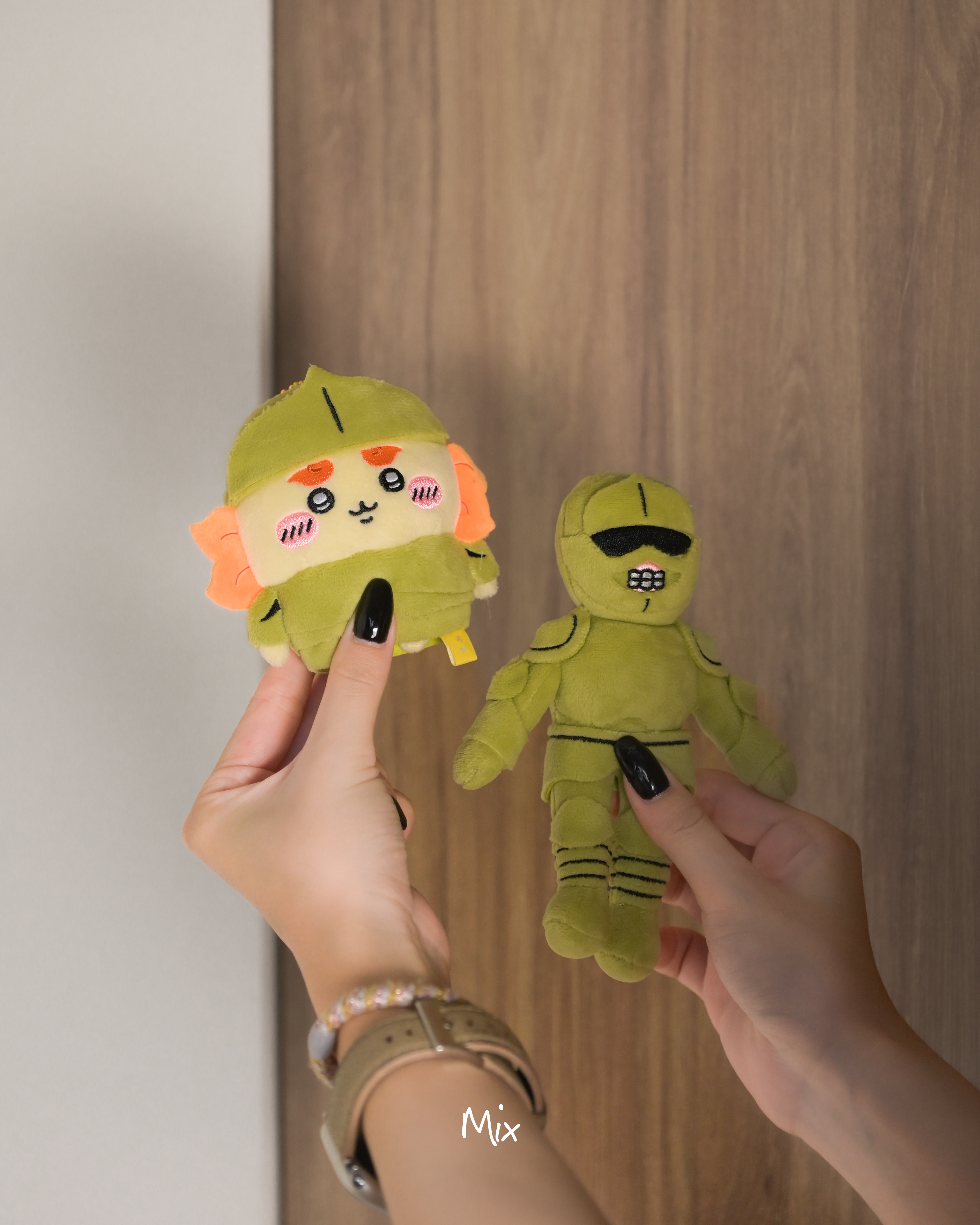 ISNEAKERS｜日本 Chiikawa 吉伊卡哇 新品 鎧甲人 鎧甲獅薩 吊飾