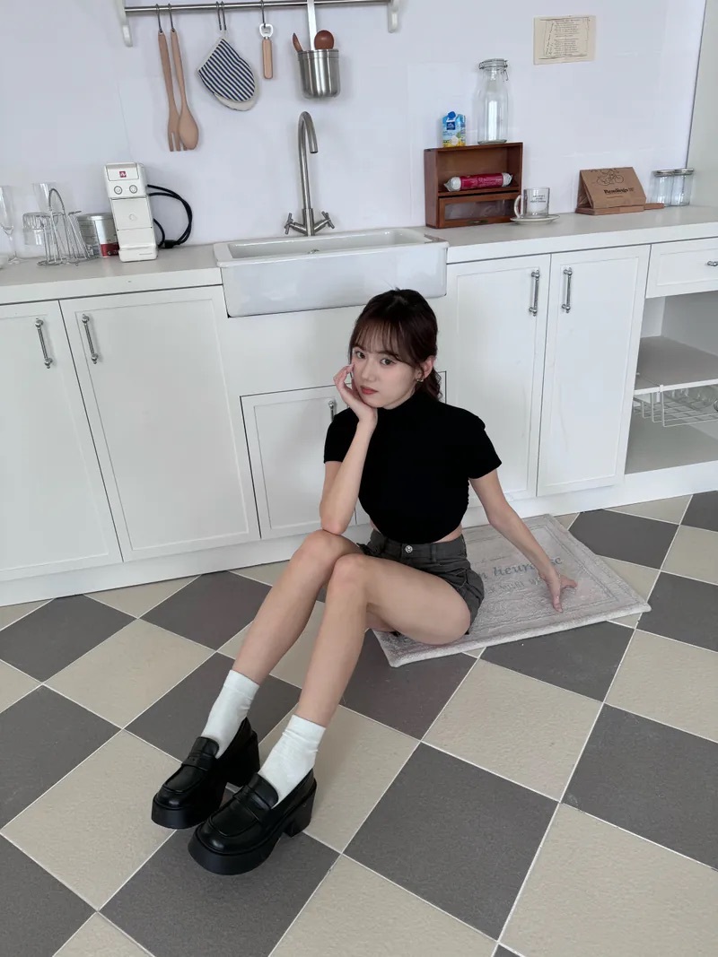 高校方頭小皮鞋（激推🔥）