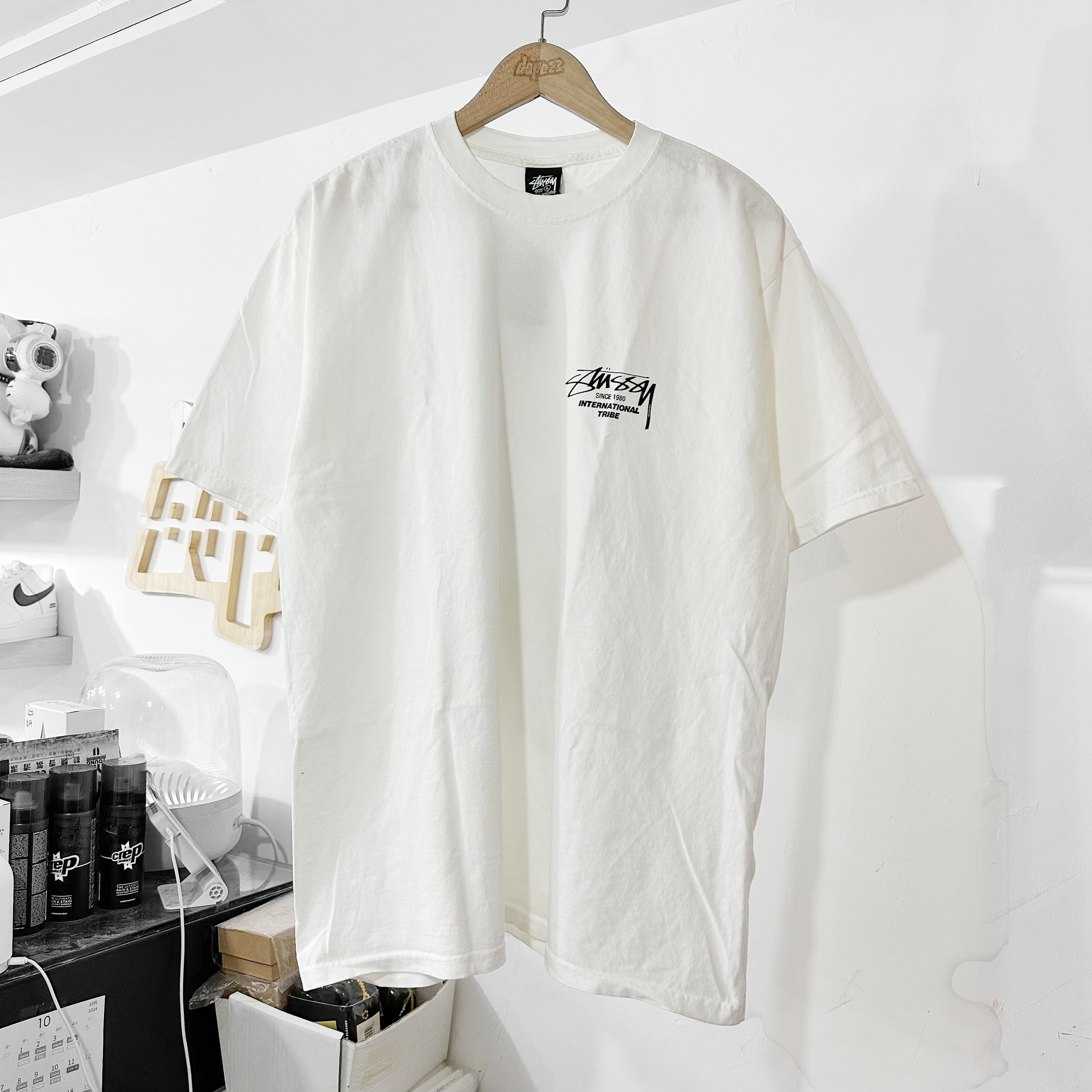 STUSSY BEAT SOUNDS TEE PIGMENT DYED NATURAL 奶白色
