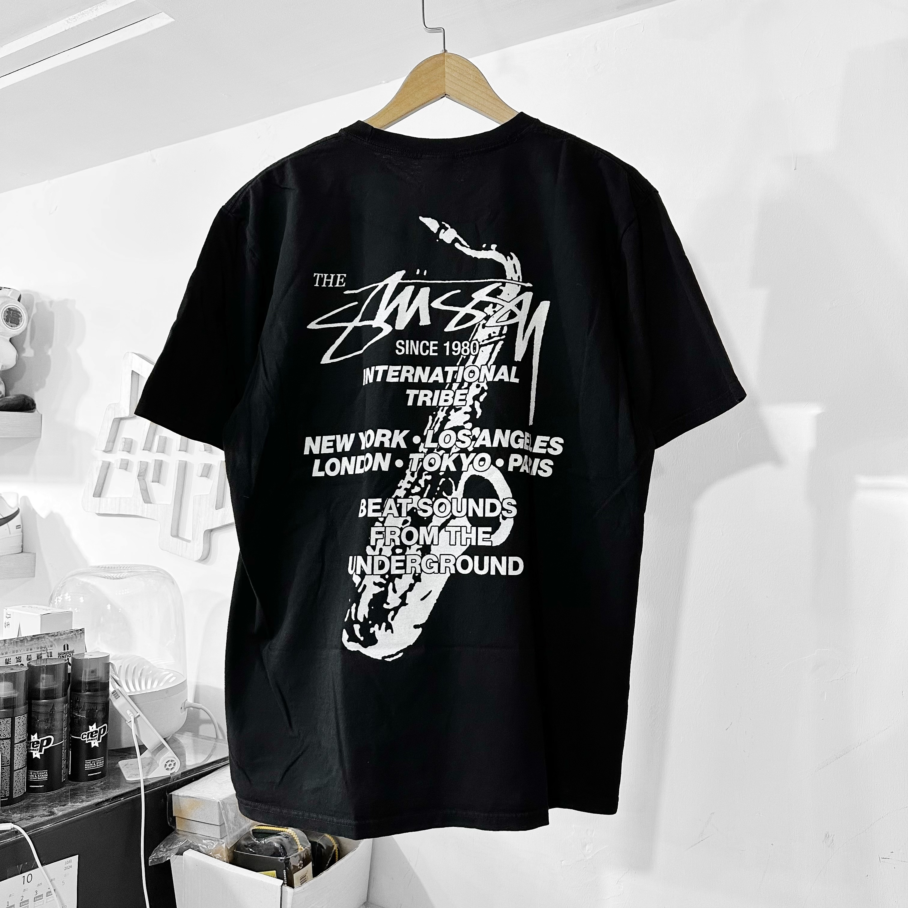 STUSSY BEAT SOUNDS TEE PIGMENT DYED BLACK
