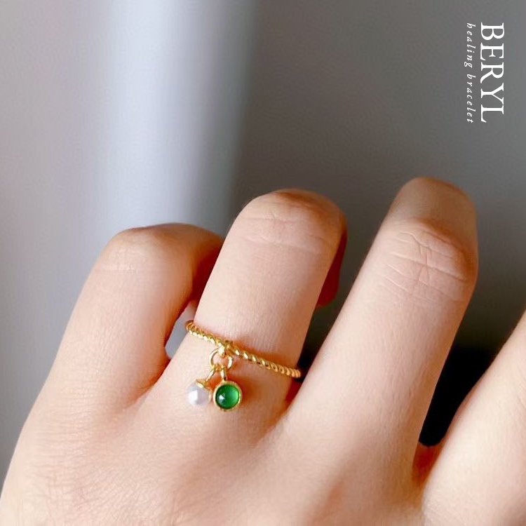 可愛女人｜精品翡翠冰綠小花珍珠麻花戒