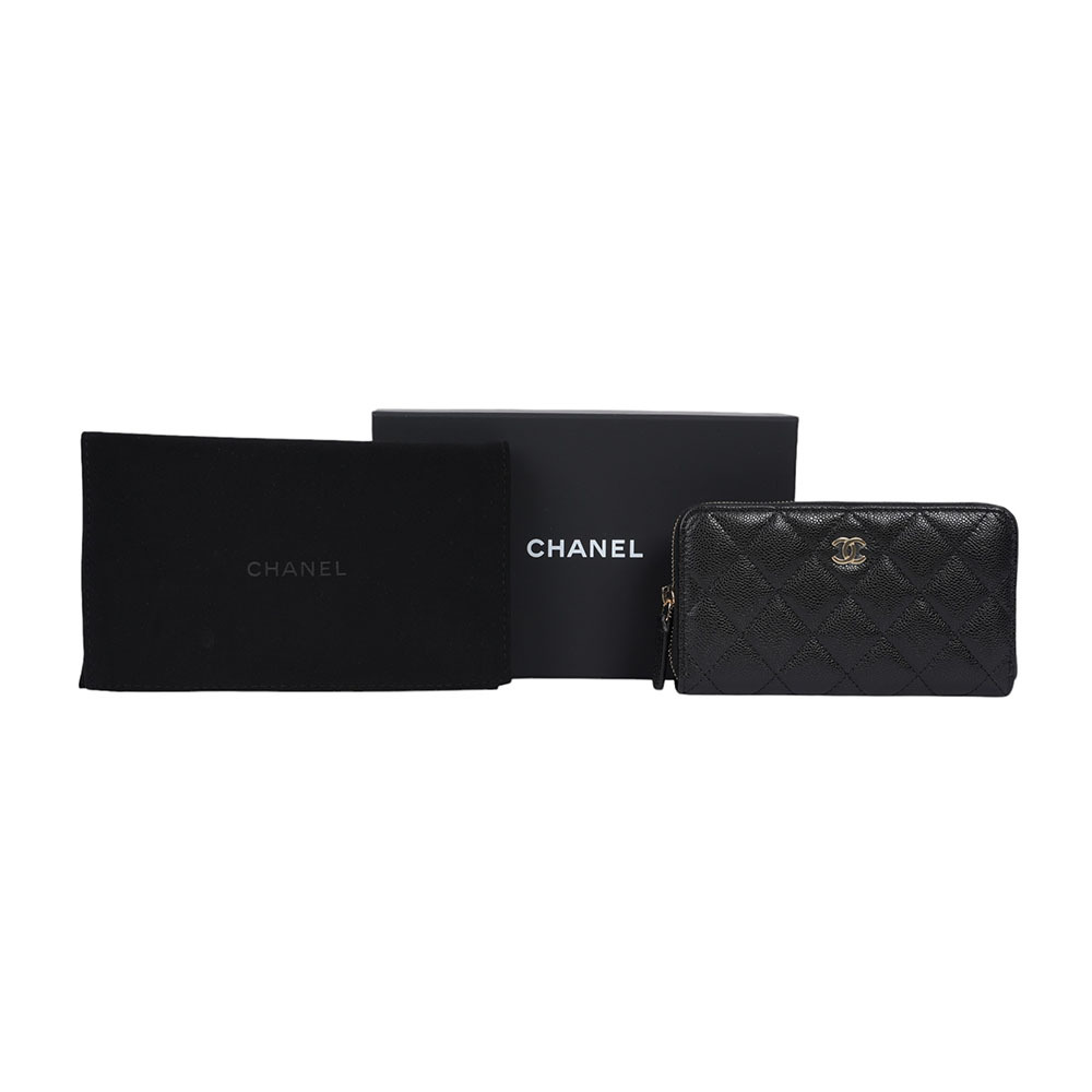 【CHANEL 】經典金色CC Logo 牛皮ㄇ形拉鍊中夾(黑色)AP0226 B10583 C3906
