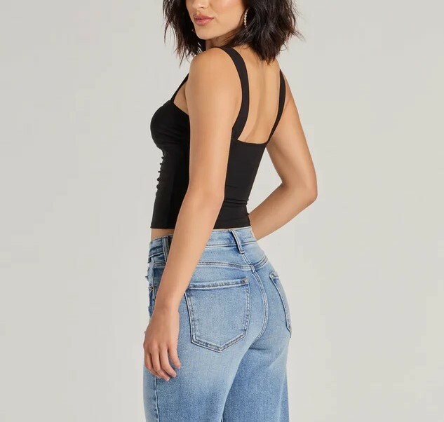 Illusion Party黑色亮絲Cutout金屬環不對稱領短上衣