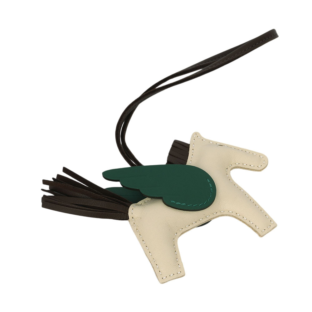 【HERMES】Rodeo Pegase PM Charm 飛馬吊飾(奶昔白/巧克力/綠色)H083010CACX
