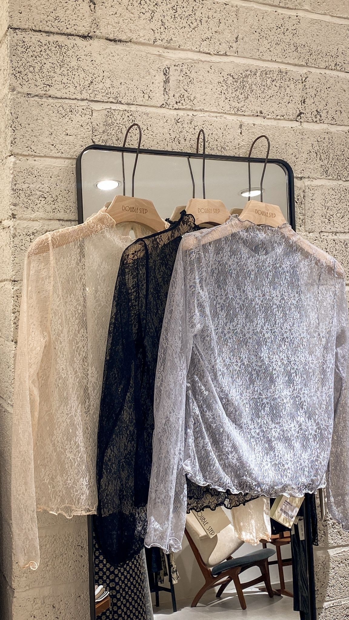 精緻感蕾絲上衣 - BL43315