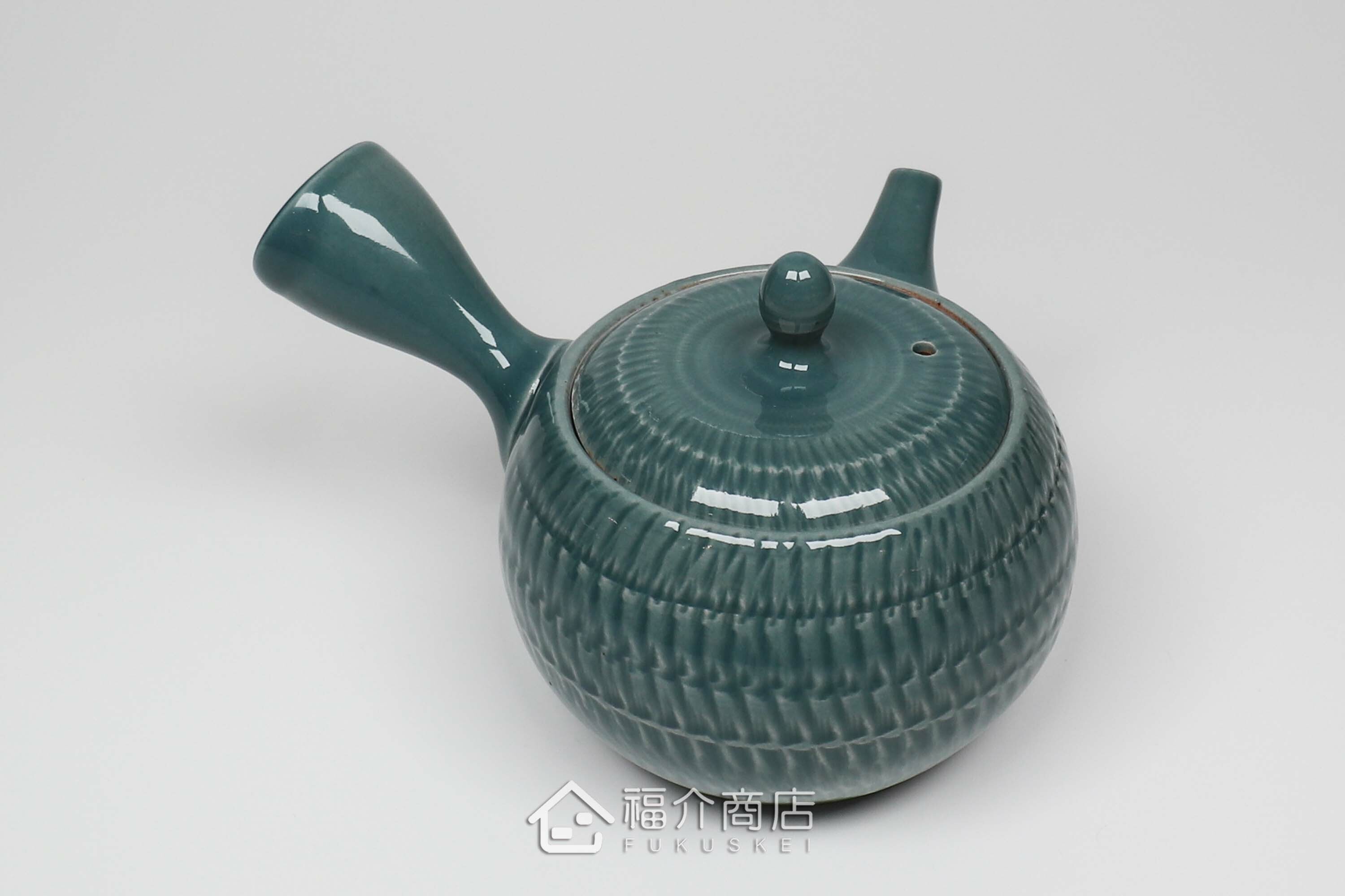 泡茶用的海洋藍色飛鉋造型日本陶壺