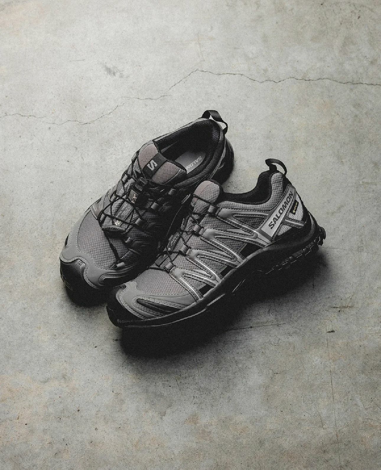 {預訂}SALOMON XA PRO 3D GORE-TEX PEWTER / BLACK / SILVER CLOUD
