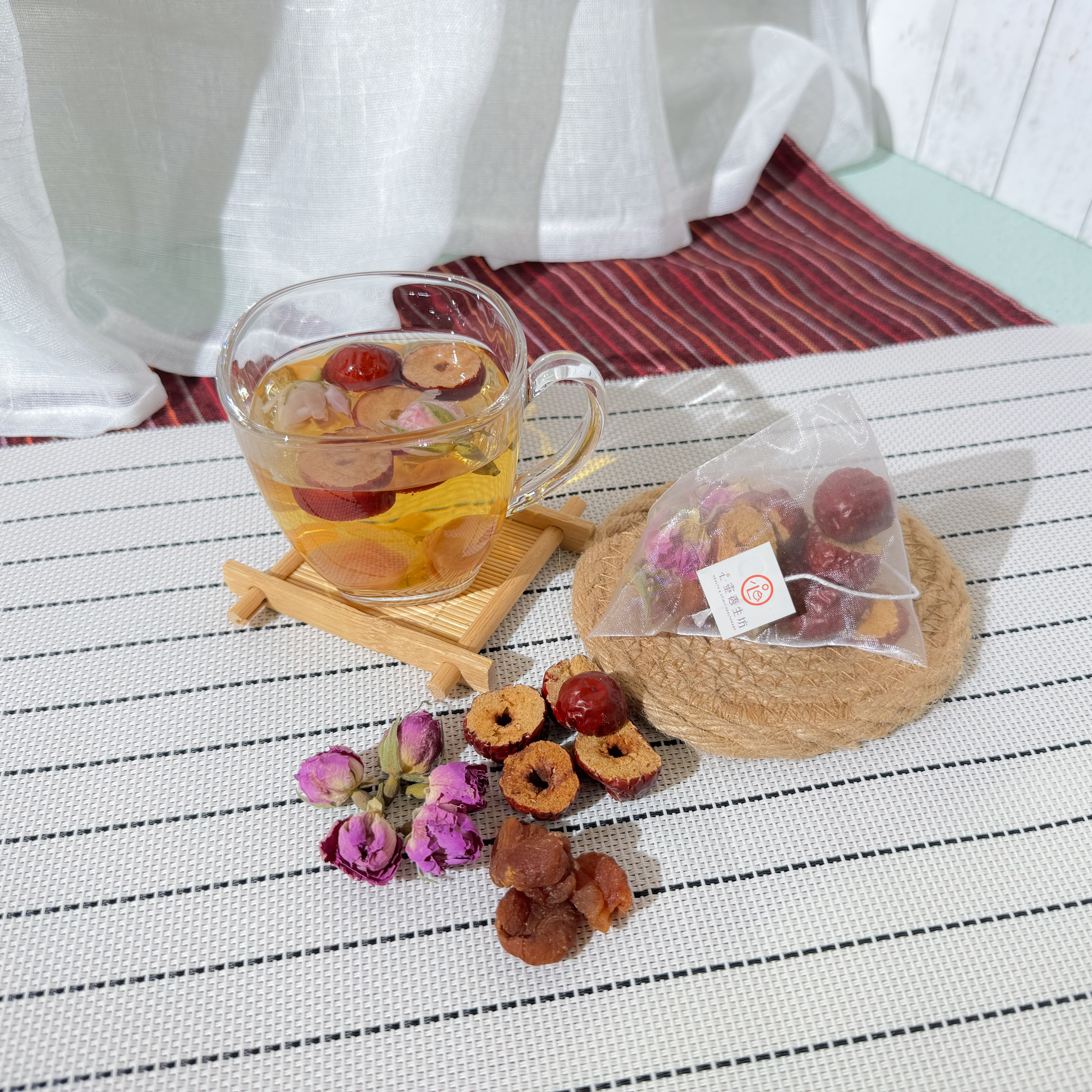 紅棗圓肉玫瑰花茶 (10小包)│補血養顏，養心安神