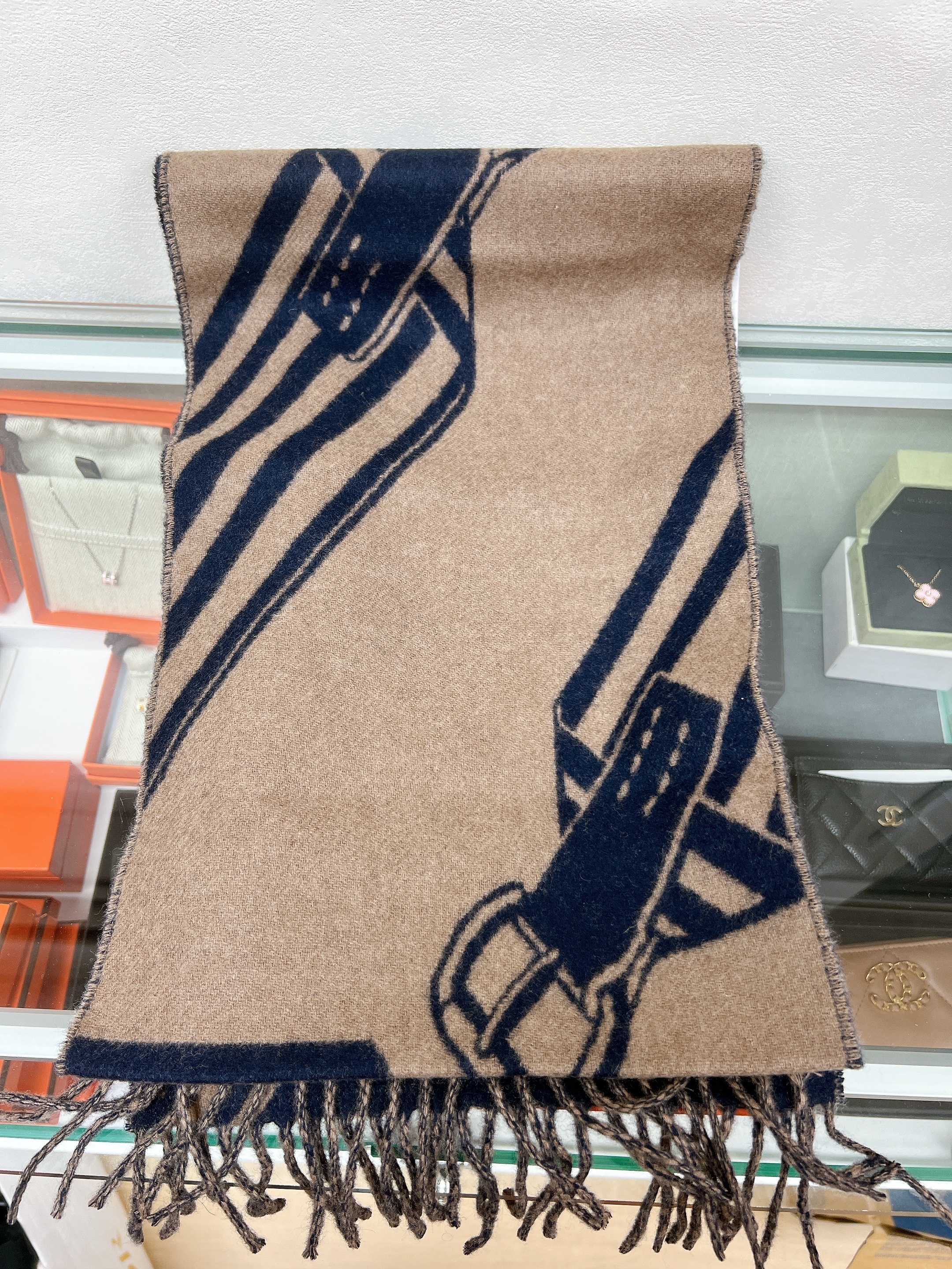 *Unused* Hermes muffler/ scarf sangles en zig zag (etoupe)