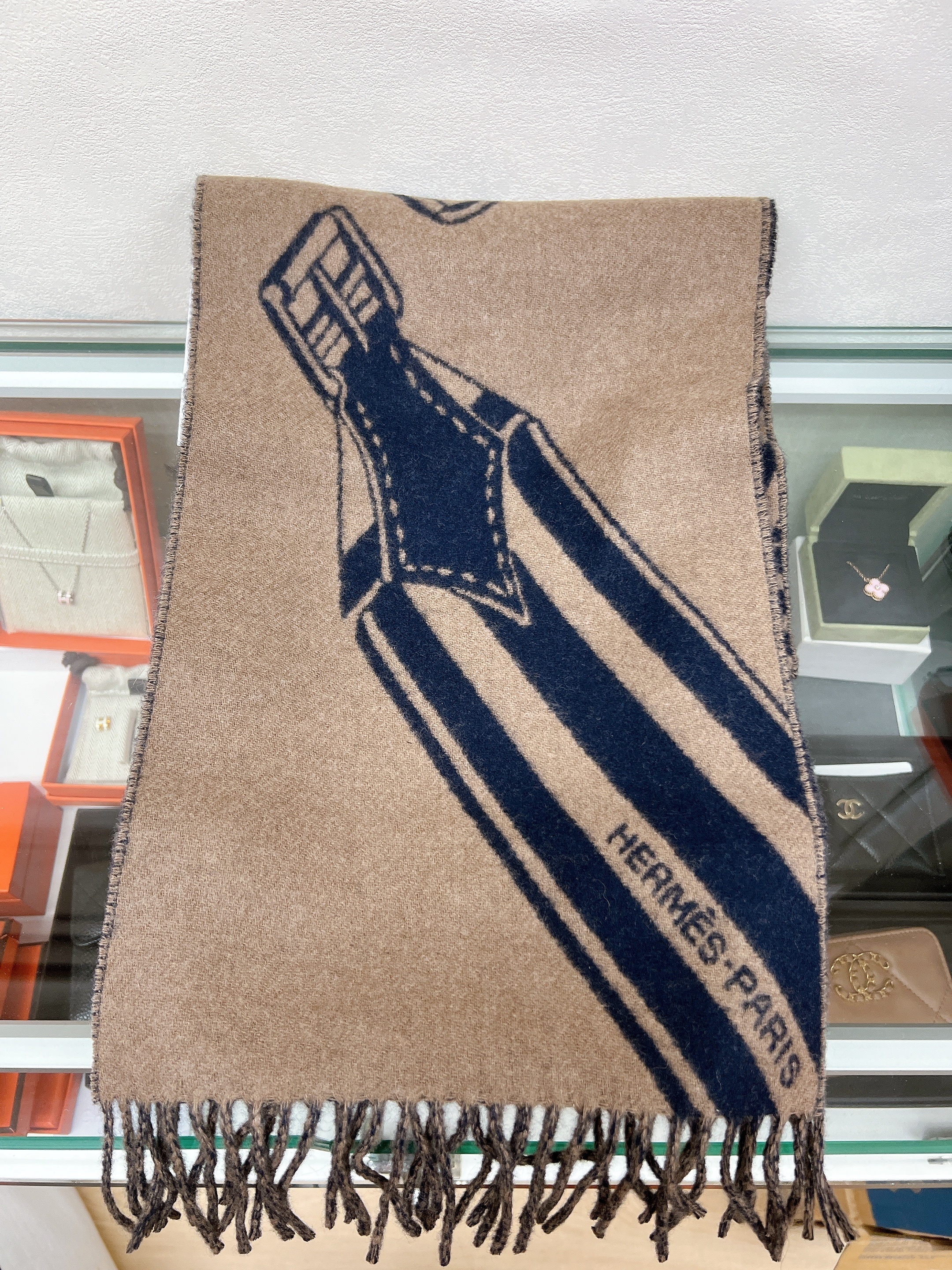 *Unused* Hermes muffler/ scarf sangles en zig zag (etoupe)