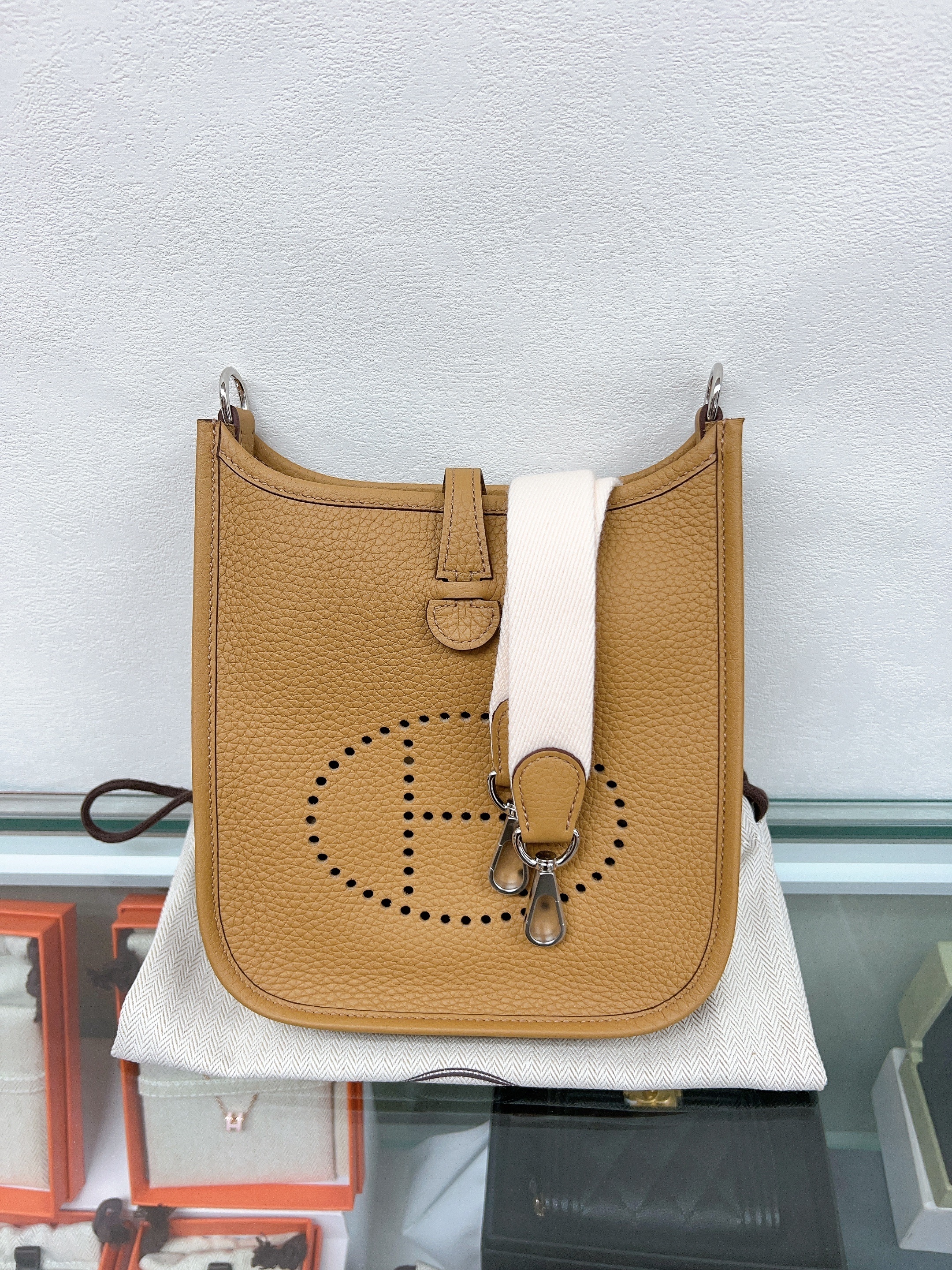 *Brand New* Hermes mini evelyne (biscuit PHW/ stamp W)