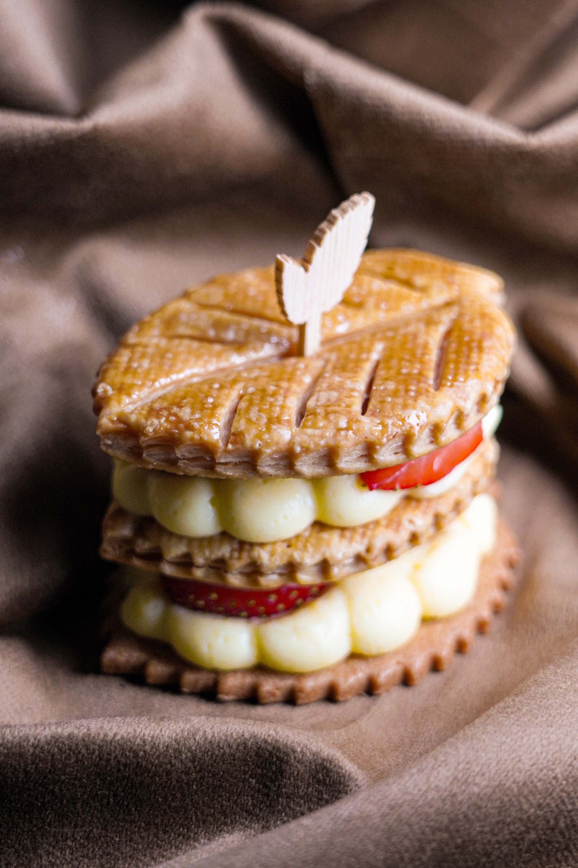 『 草莓 』拿破崙