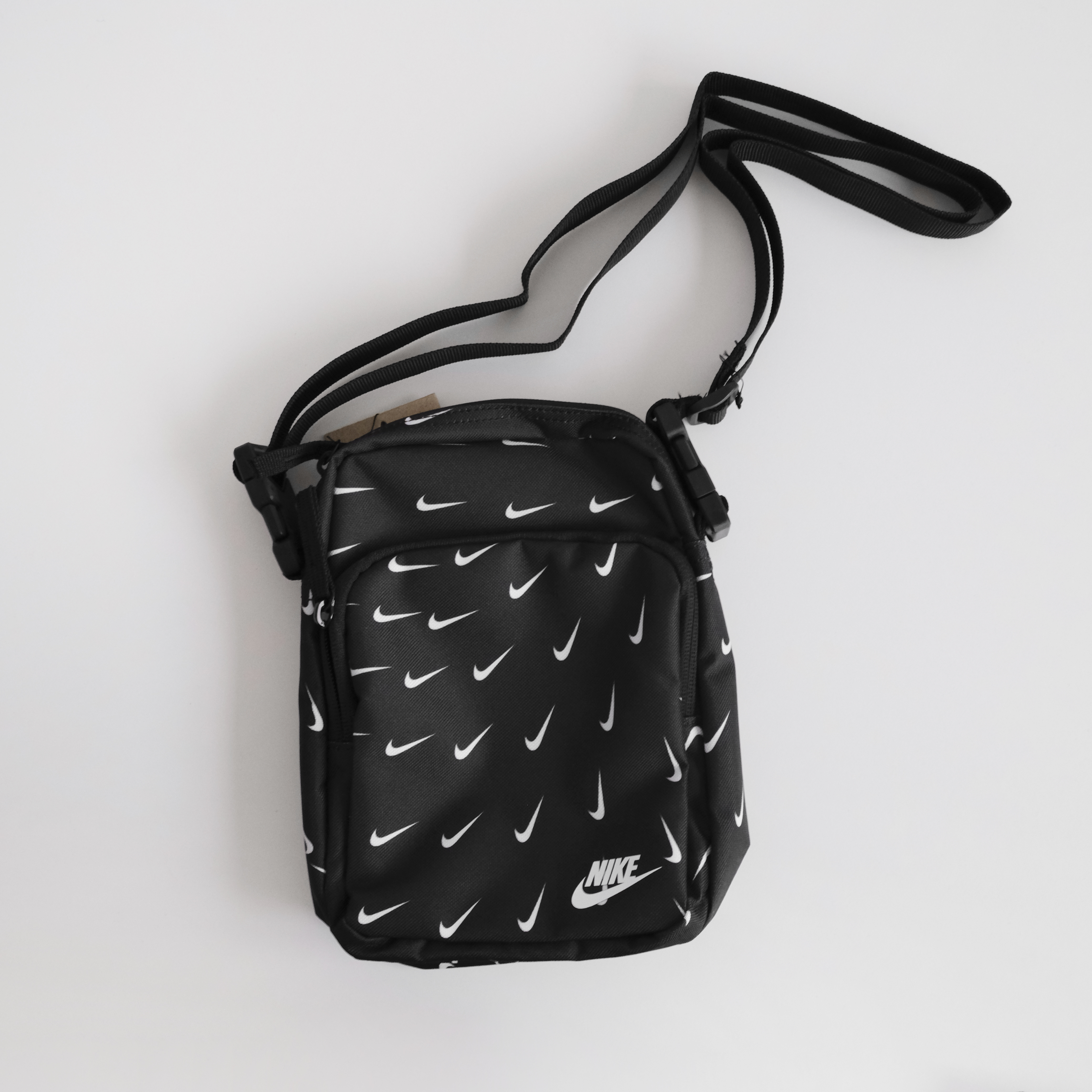 現貨┃NIKE Heritage Cross-Body Bag 小勾 滿版 小包