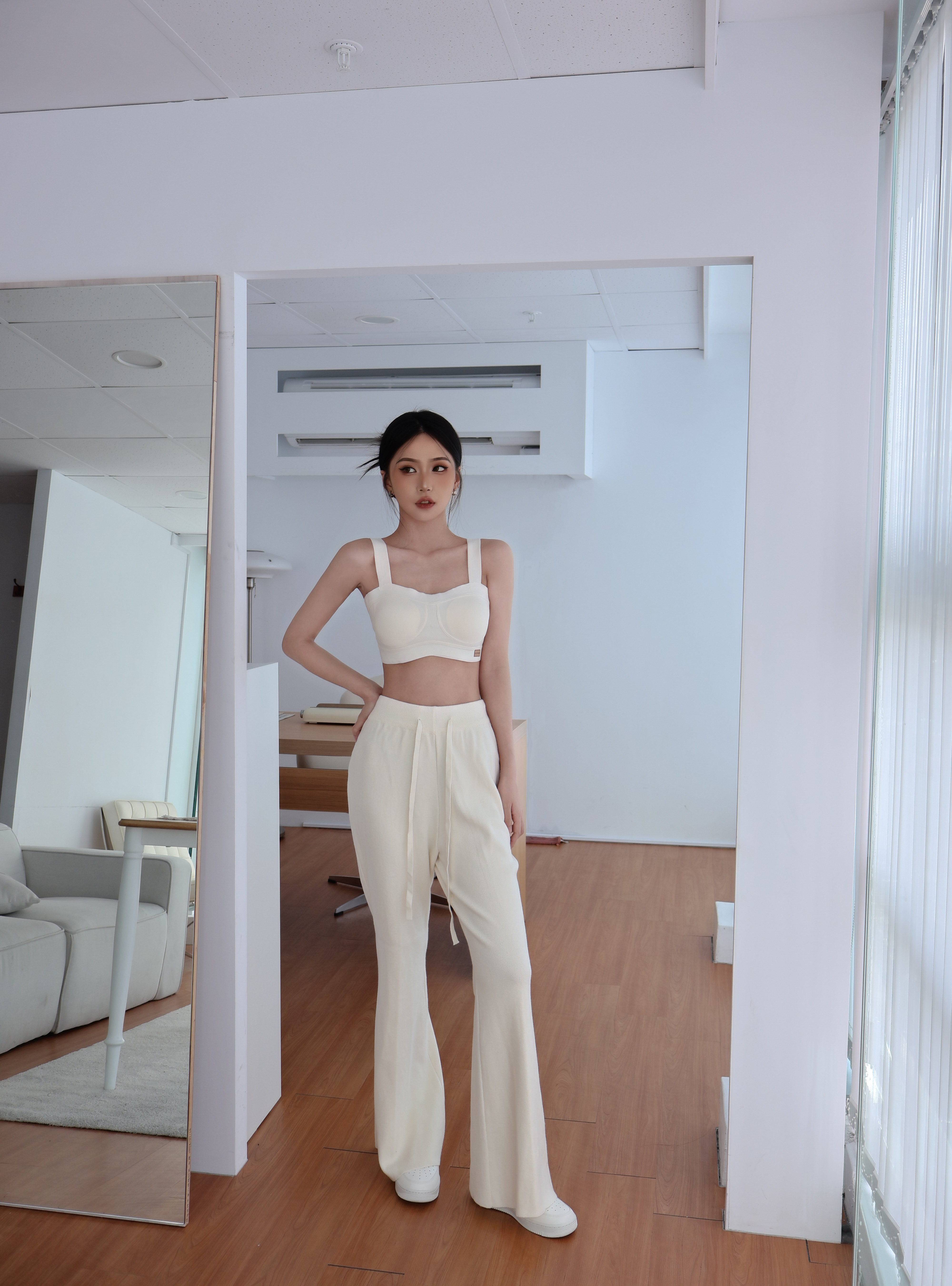 針織鬆緊喇叭褲