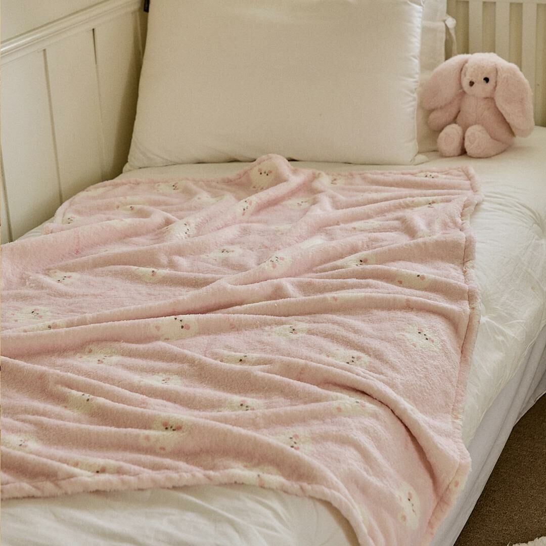 24FW DTD玩轉人物Cream系列-熱絨保暖蓋毯