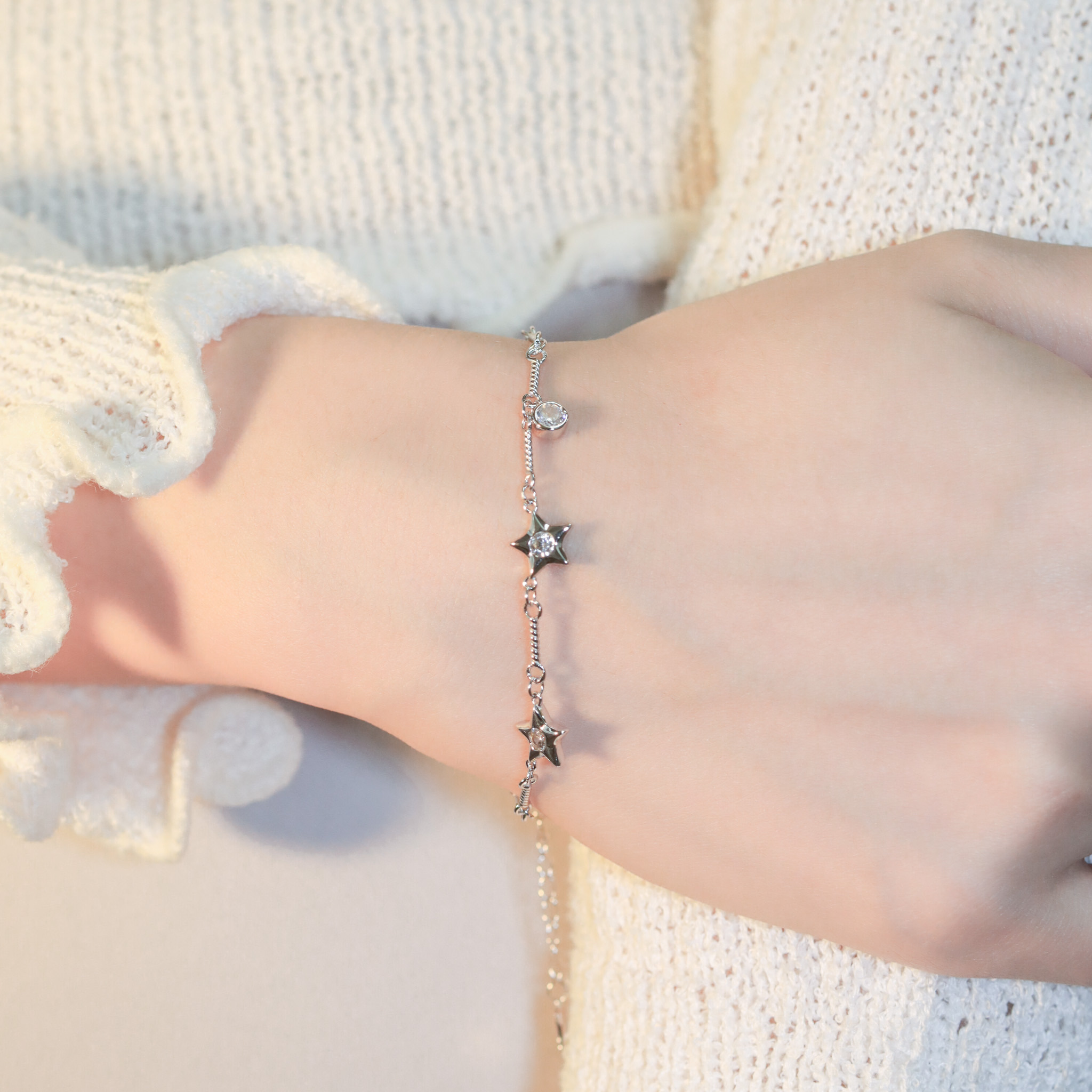 | 925純銀・厚鍍白金 | 漫星點點手鏈 | BR1177 |