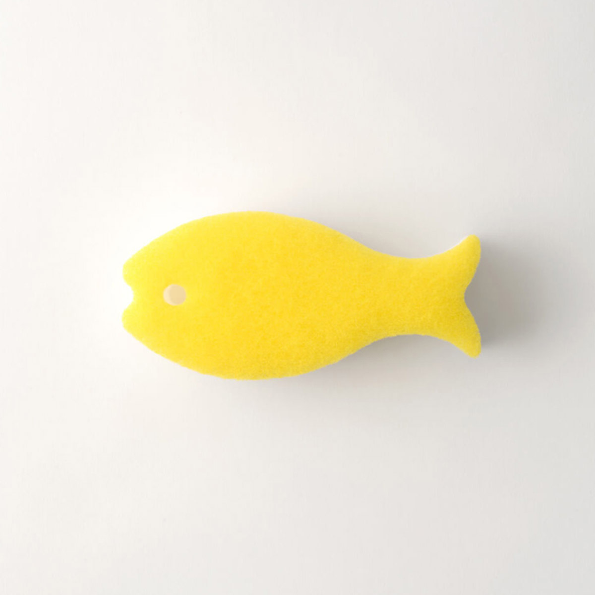 日本 MARNA 魚形清潔海綿 (淺黃色) -K170LY