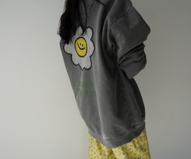 ᴴᴼᵀ ▸▸店長推薦◃◃秋冬新款/荷包蛋花大學長版t MANIFEST正韓🇰🇷