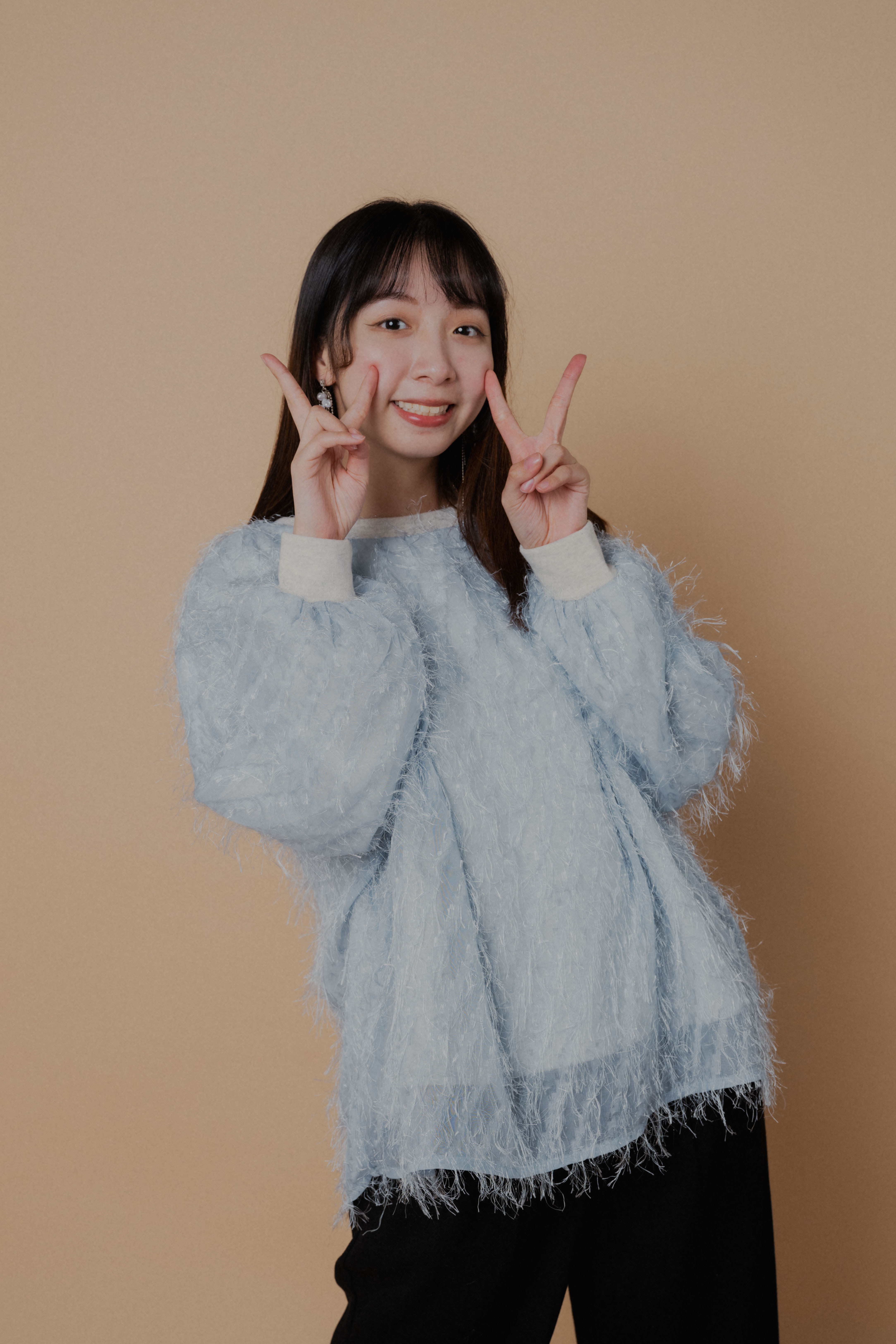 毛茸茸金銀絲分層上衣