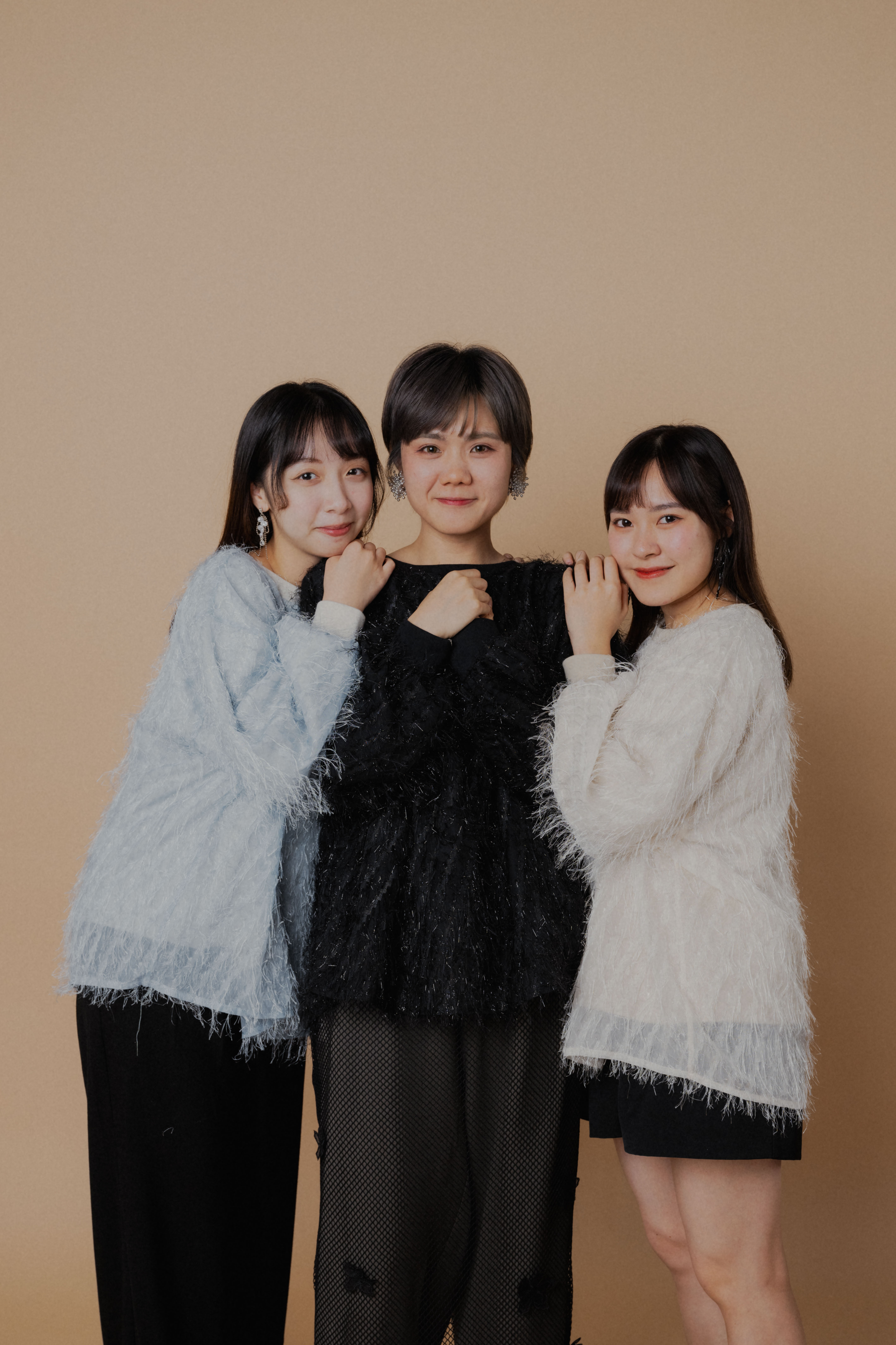 毛茸茸金銀絲分層上衣