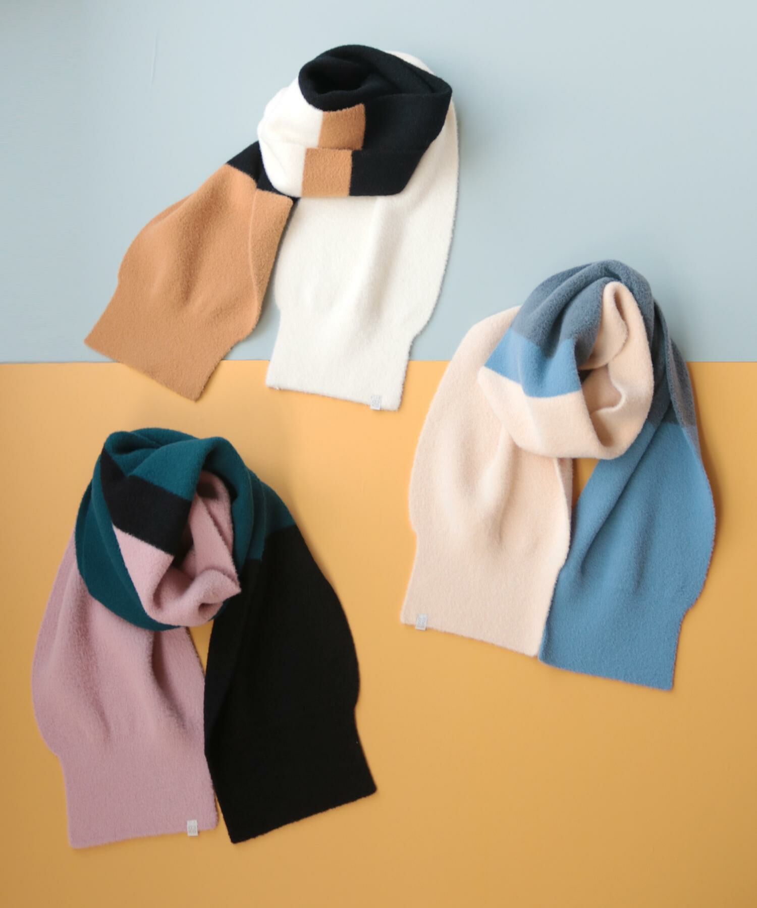 【大人款】日本 KIVISDOU 柔軟撞色圍巾