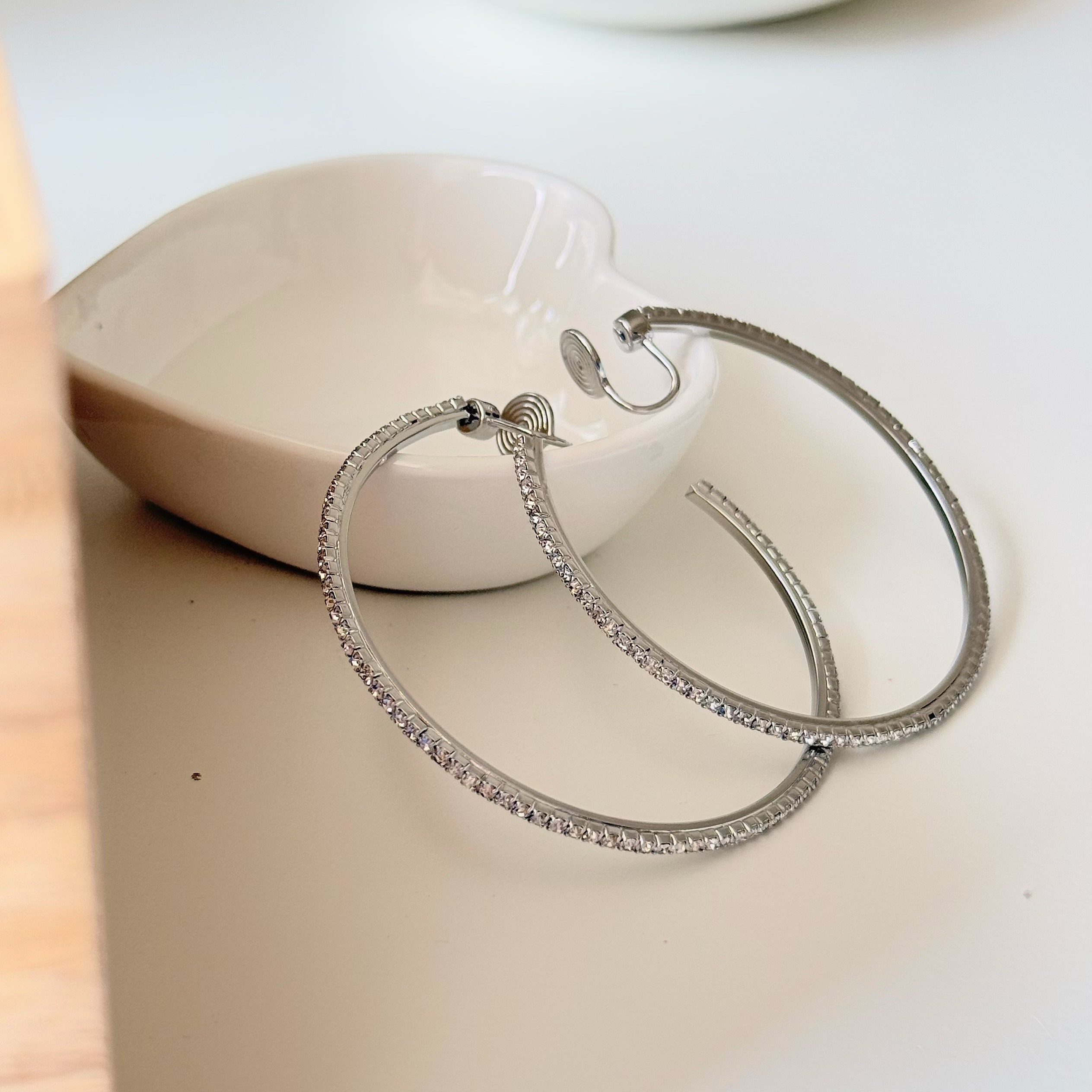 排鑽細款圈圈耳夾