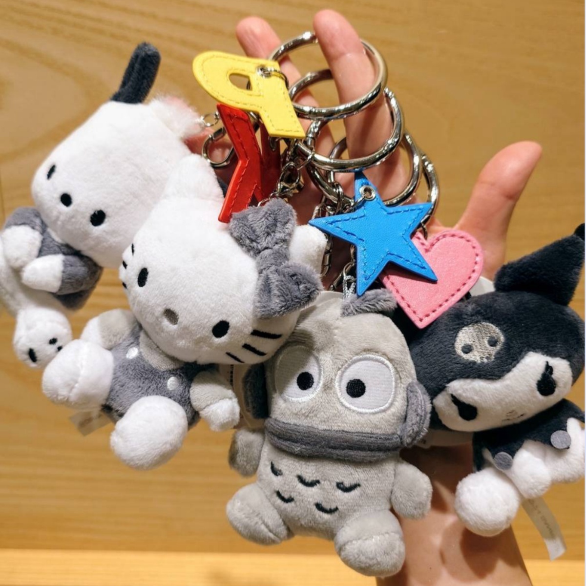 現貨┃日本 SANRIO 三麗鷗 KITTY 庫洛米 帕恰狗 人魚漢頓 黑白 鑰匙圈 扣環 吊飾