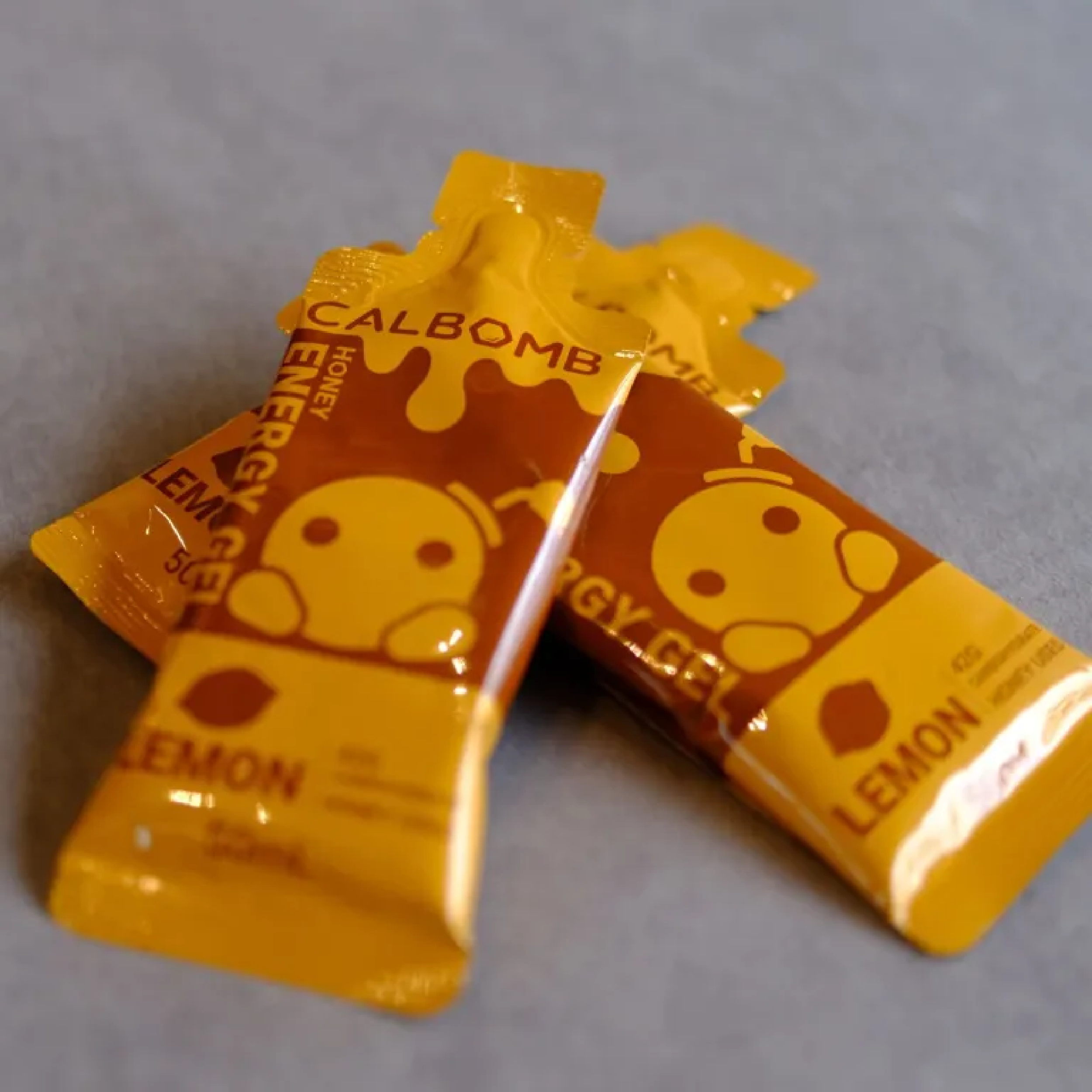 現貨【碳水炸彈CALBOMB】蜂蜜檸檬 純天然能量果膠 50ml / 3、6、10入