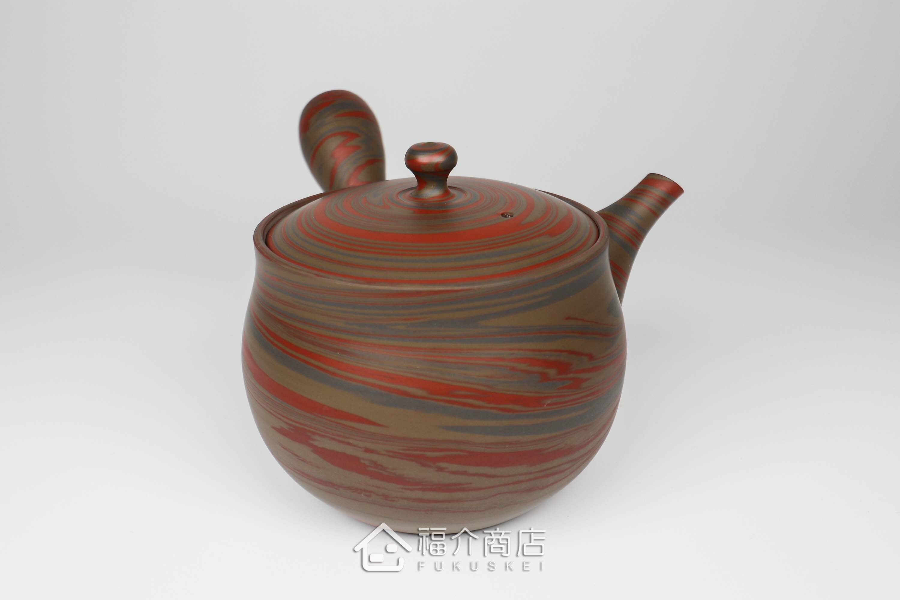 泡茶用的日本陶瓷茶壺