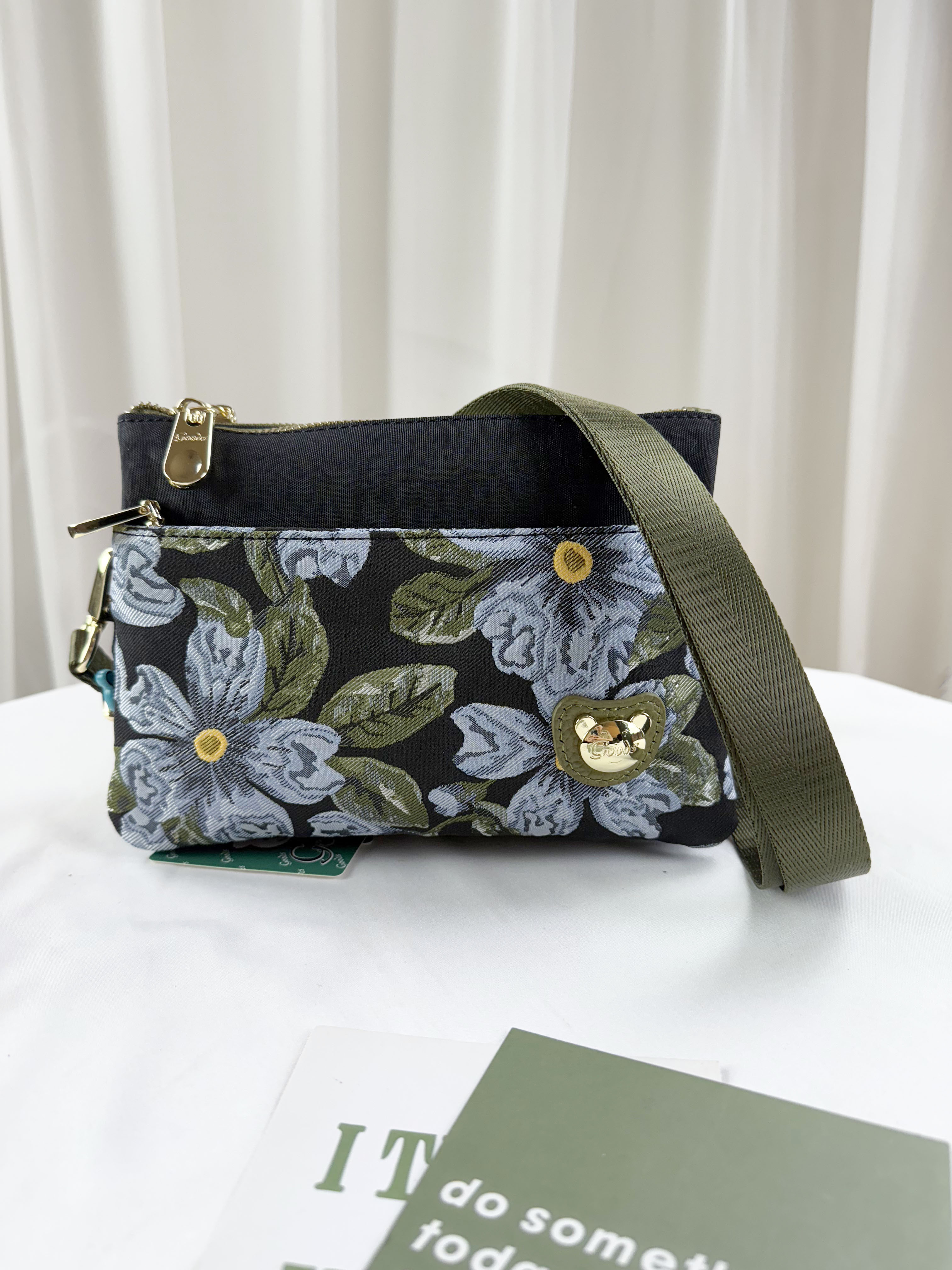 GOODS 提花綠防潑水側背包  #2835