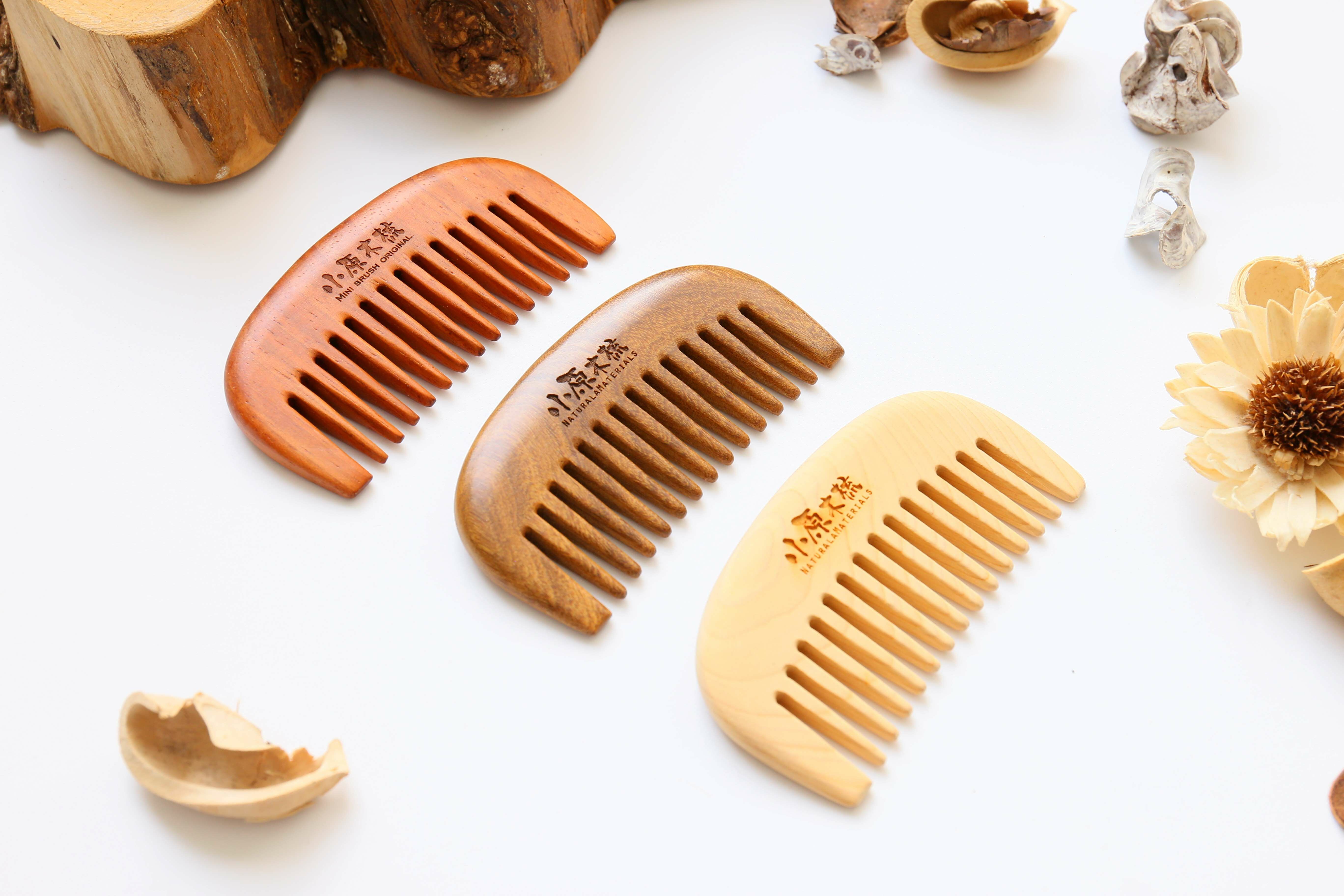 【小原木梳】手工製半月扁梳(台灣檜木/非洲柚木/花梨木) 全新製作質感滿分