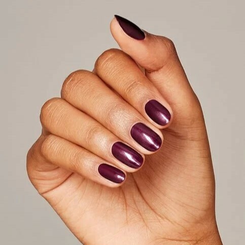 OPI Gel - Dressed to the Wines HPM04