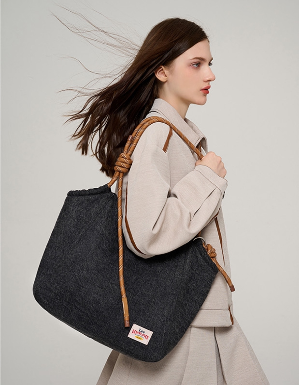 LEE 復古水洗 編織抽繩包 水洗黑色 LE240127M-801