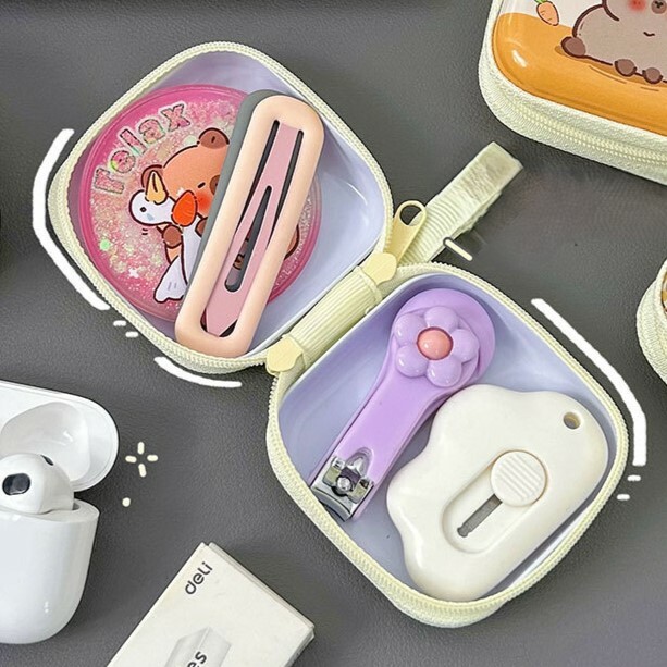 《5113》可愛卡皮巴拉便携小物零錢收納包