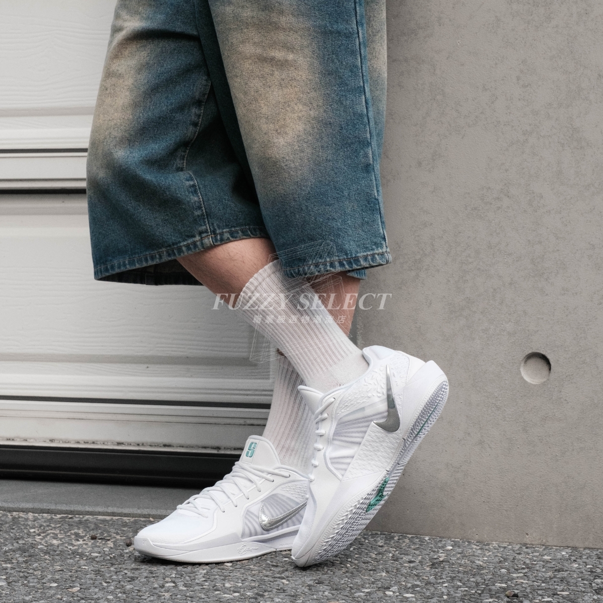 【逢甲FUZZY】W Nike Sabrina 2 EP 鑽白 白銀 實戰籃球鞋 FZ1517-101