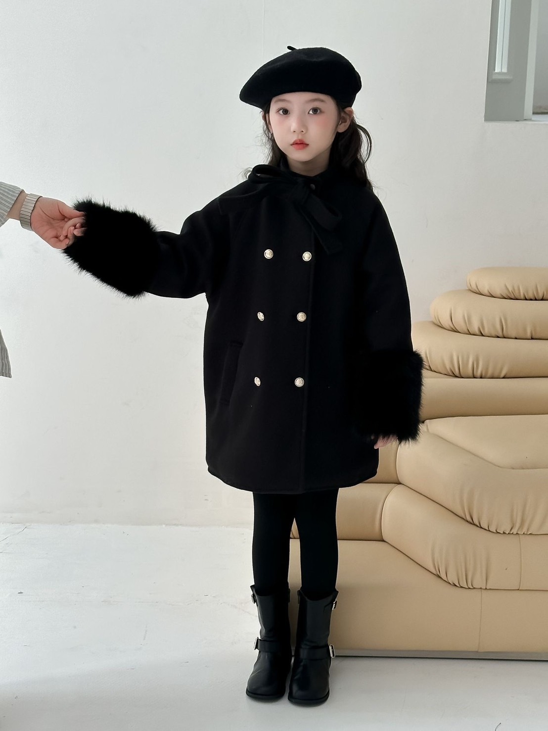 金釦蝴蝶結外套