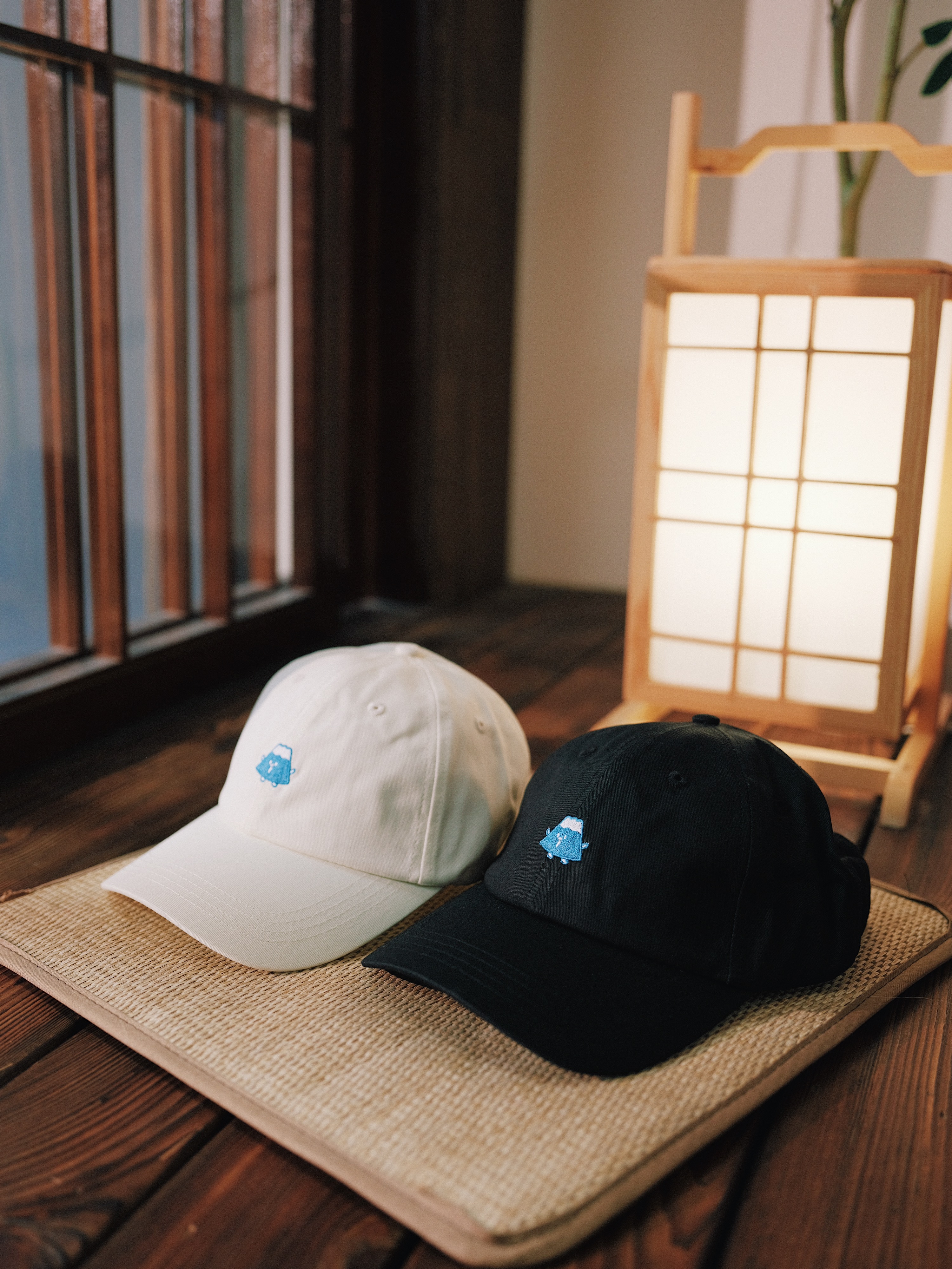 兩色/ 富士山刺繡Cap帽/ Mount FUJI Embroidered Cap