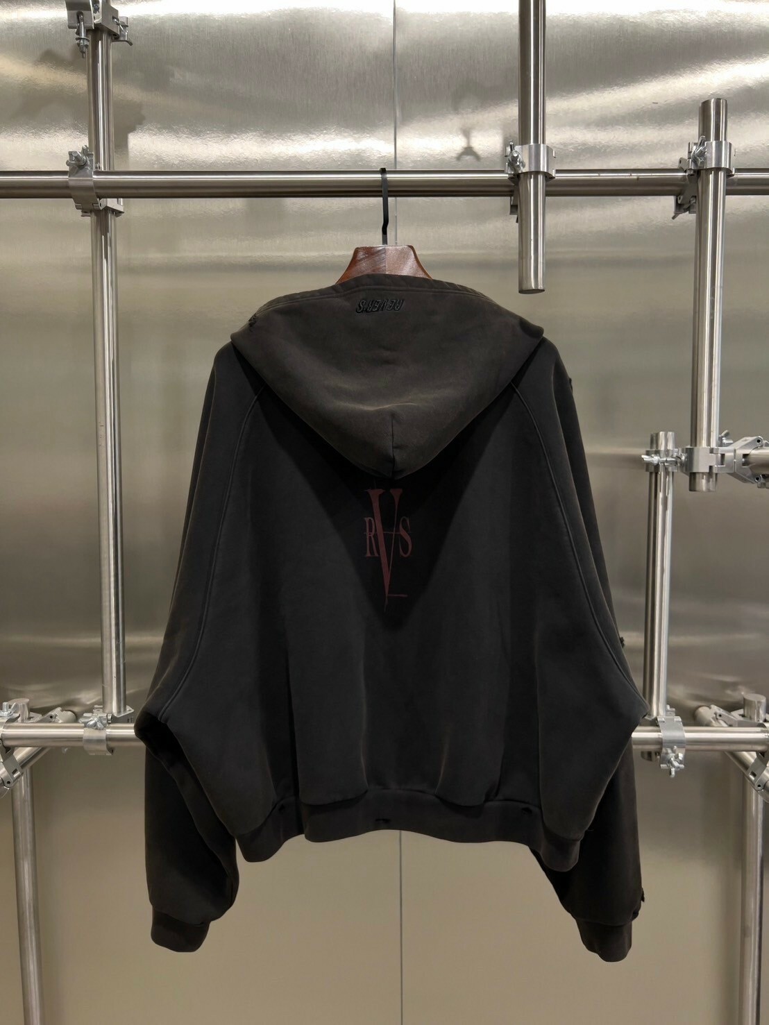 RE VER'S 水洗黑 手工破壞 黑紅Logo重磅剪裁連帽外套 Handmade distressed zip-up  - WASHED BLACK  -