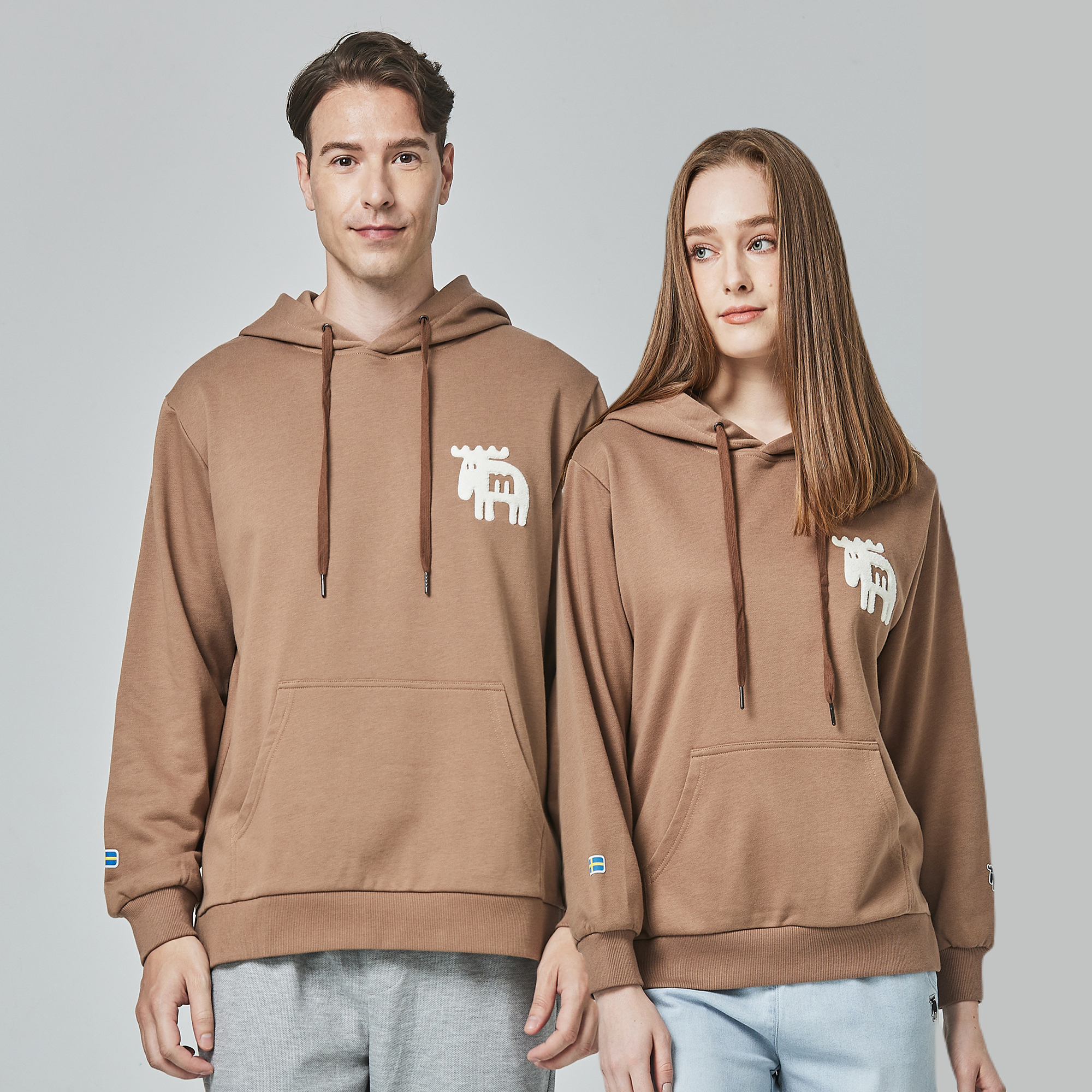 moz 瑞典 毛巾綉駝鹿帽T-巧克力奶(亞洲版)男女共款