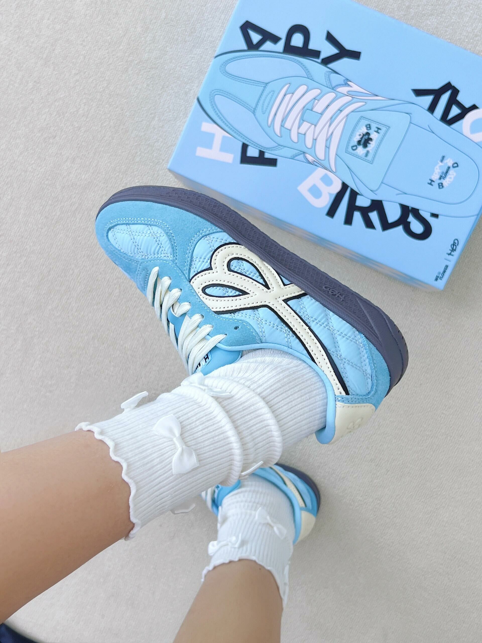 HBD x We Flower 小花鞋 菱格紋 芭蕾風 拼接 焦糖底 復古 德訓鞋 水藍色 隨性藍 winter同款/預購