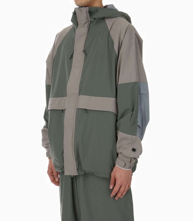 ON SALE: DAIWA PIER39 TECH STORM MOUNTAIN JACKET - PRE ORDER ITEM (預訂中)