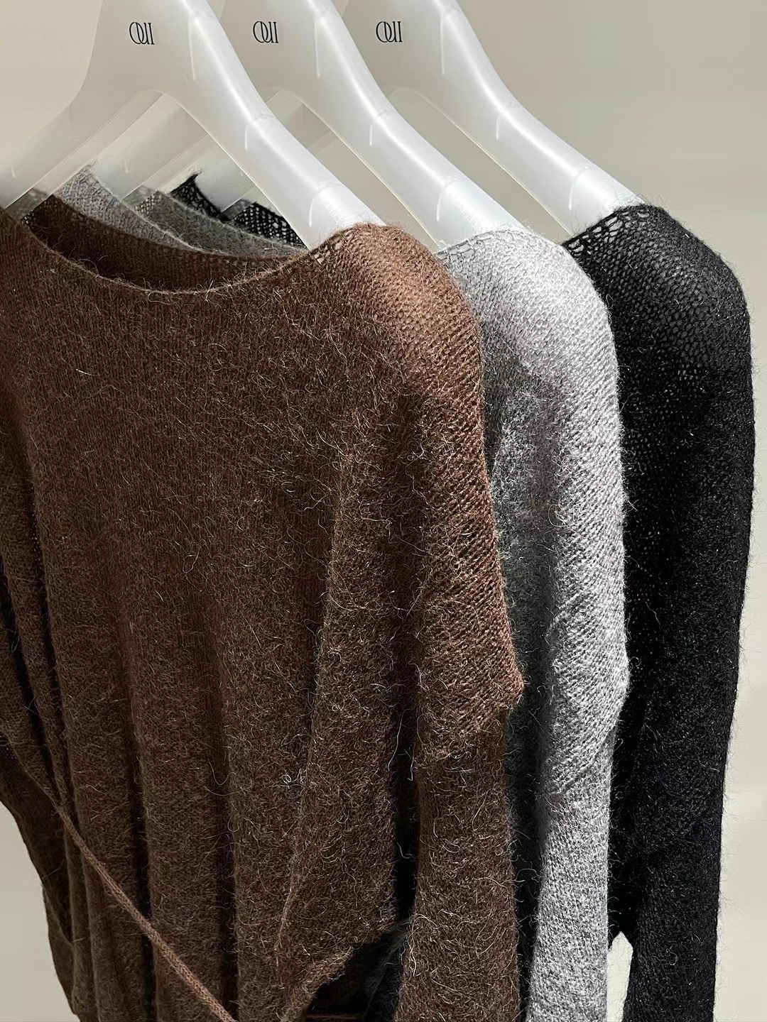 隨性針織上衣 （現貨）