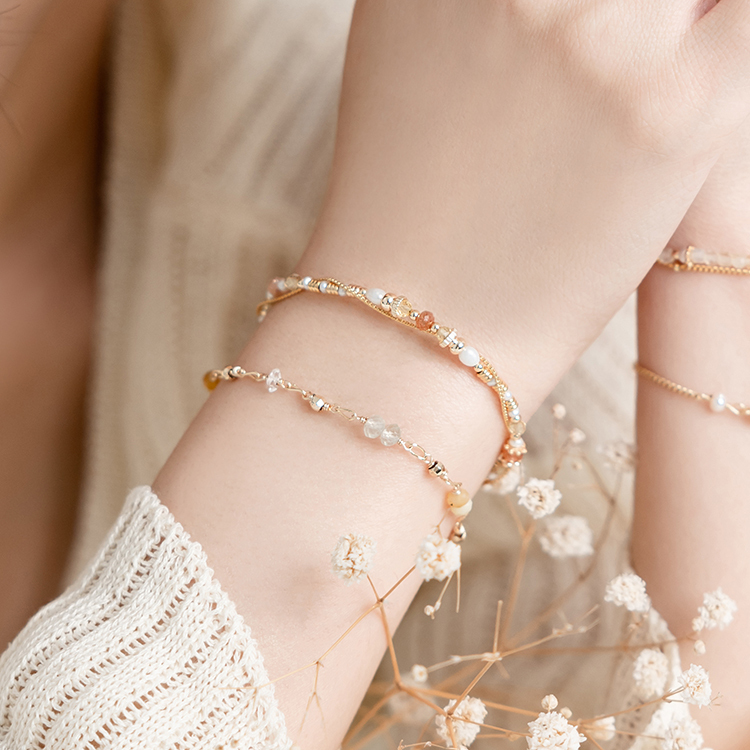 十一月誕生石 • 舞薑花 • 信任 – 金草莓黃水晶 – 手鍊